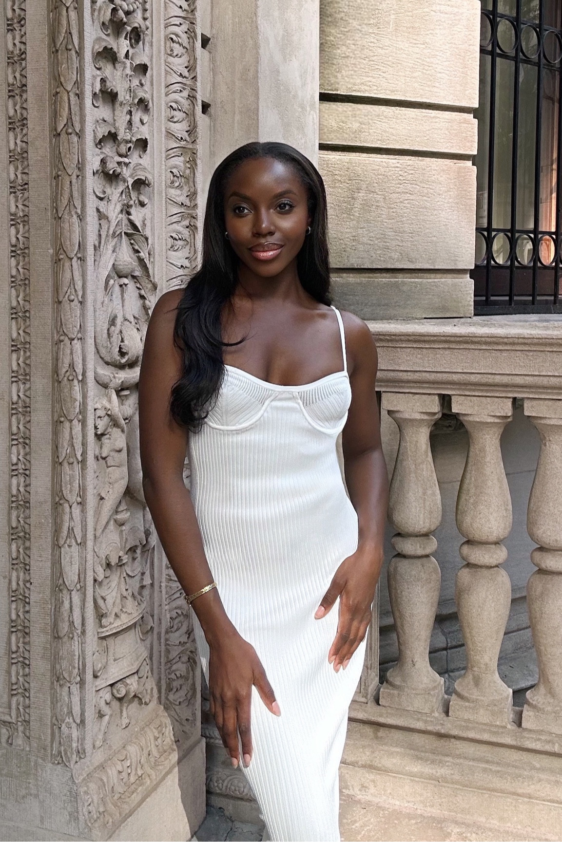 White bodycon maxi dress for summer 