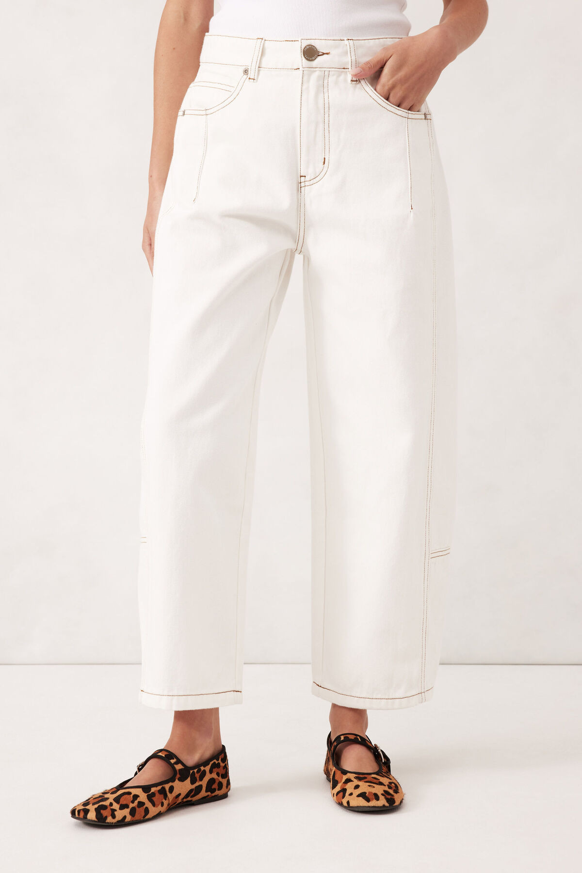 Demi Barrel Jean | Ceres Life