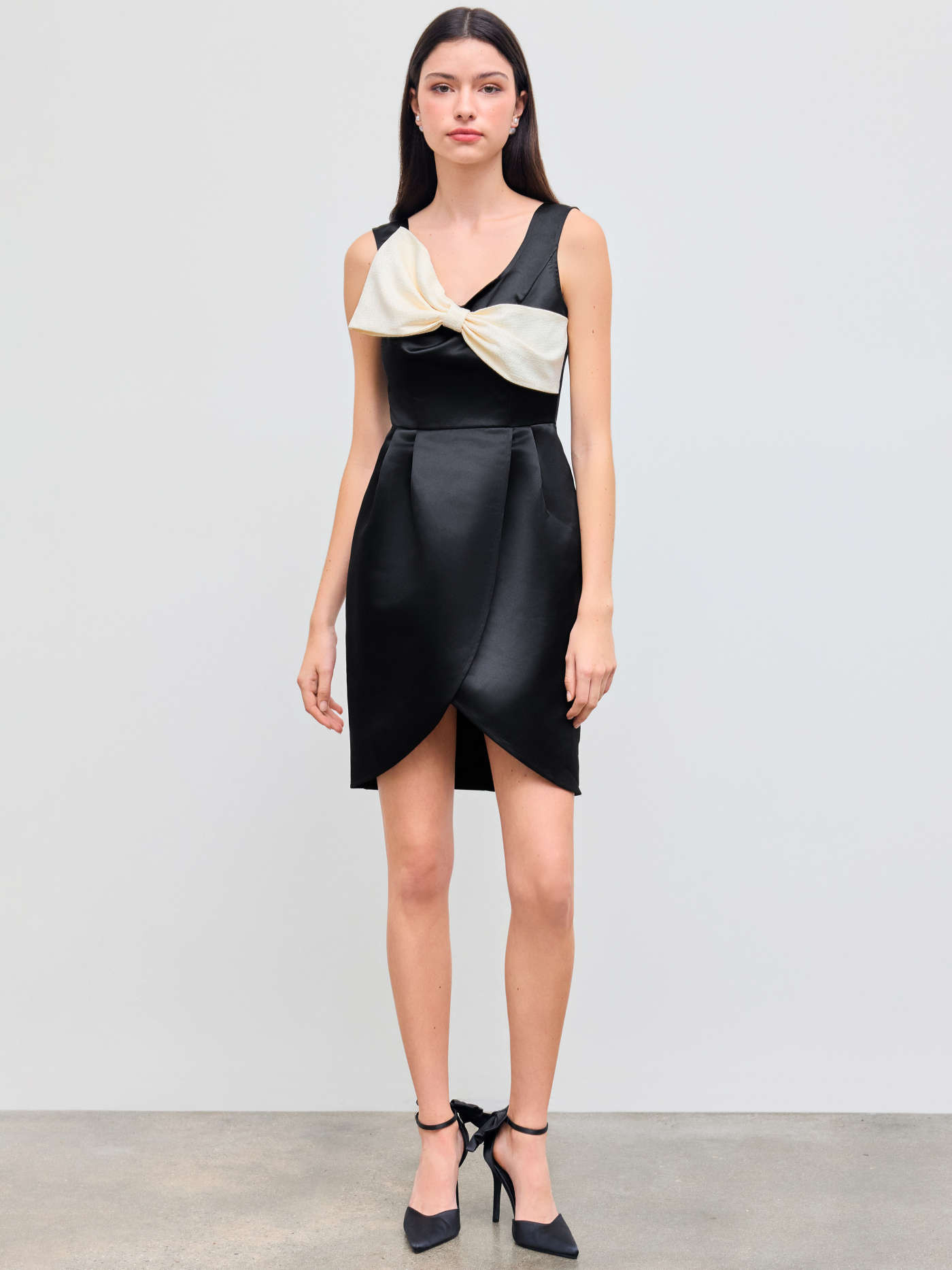 Woven U-neckline Solid Bowknot Mini Cami Dress For Date | Cider