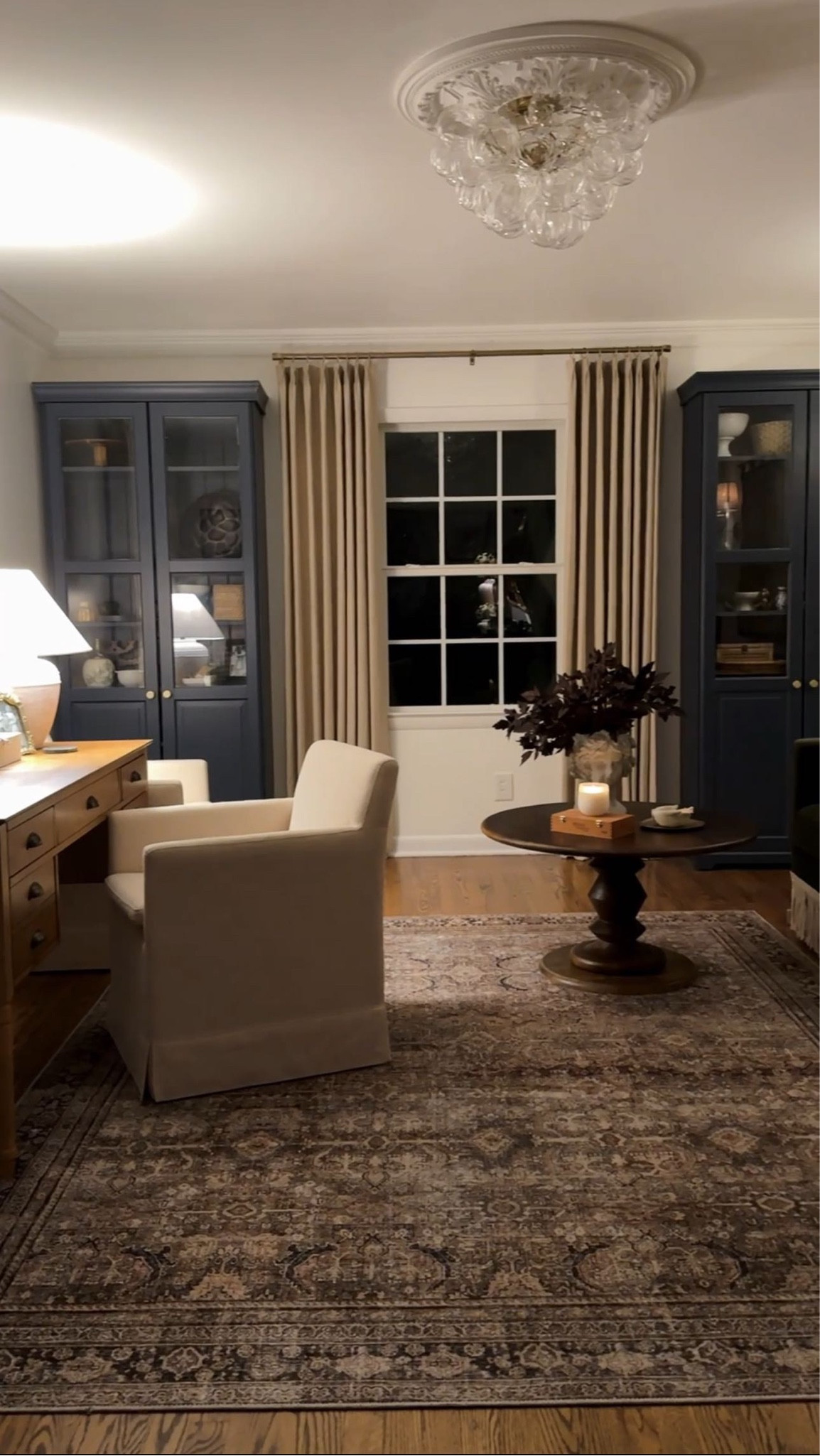 Office 📁🖇️

Office, desk, rug 

#LTKHome