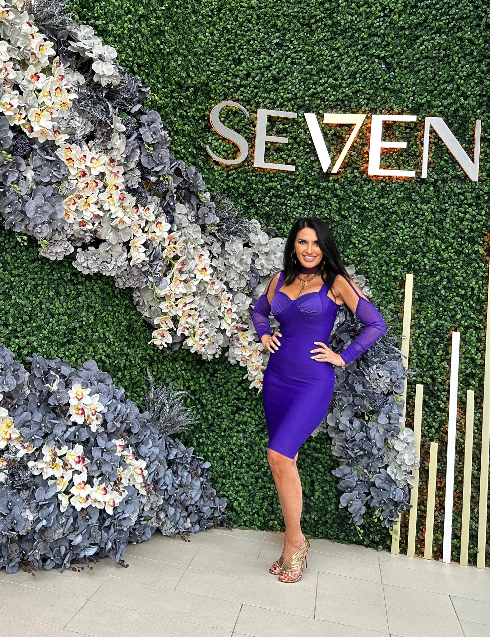 Purple dress, tight dress, glam, fitted dress, gold sandals 

#LTKstyletip