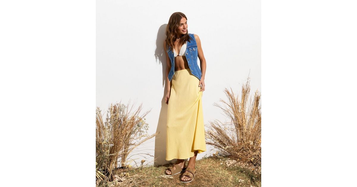 Pale Yellow Bias Cut Midi Skirt
						
						Add to Saved Items
						Remove from Saved Items | New Look (UK)