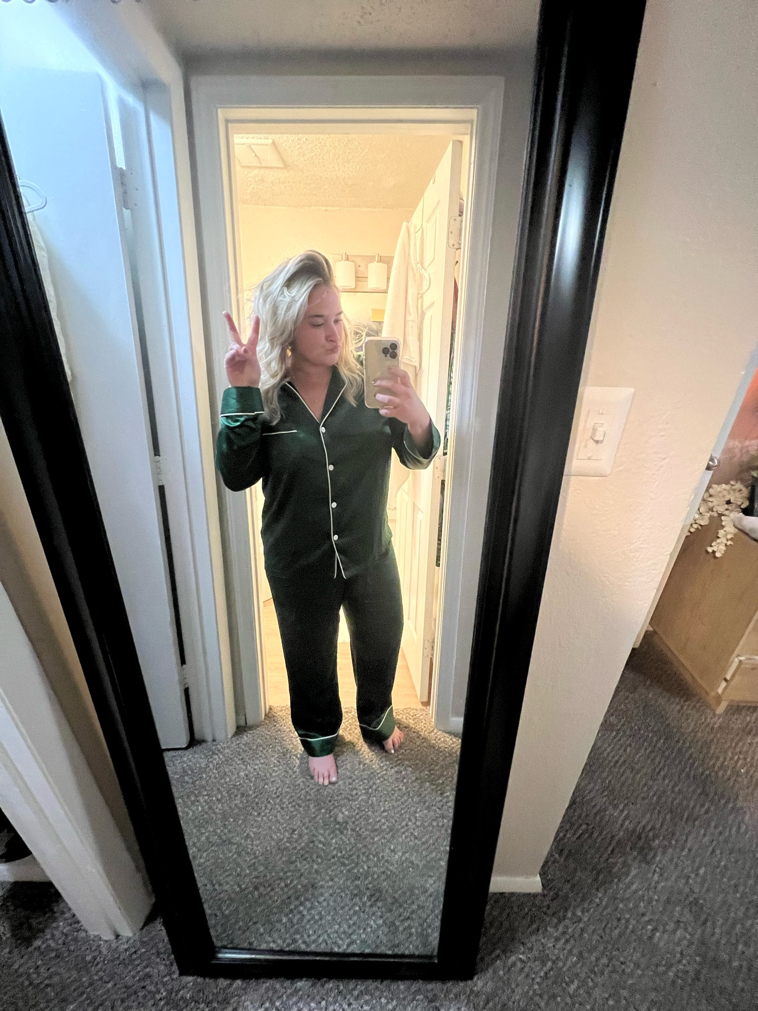 I love silk/satin pjs! Literally name something better 🥹🫶

#LTKstyletip #LTKfindsunder50 #LTKbeauty