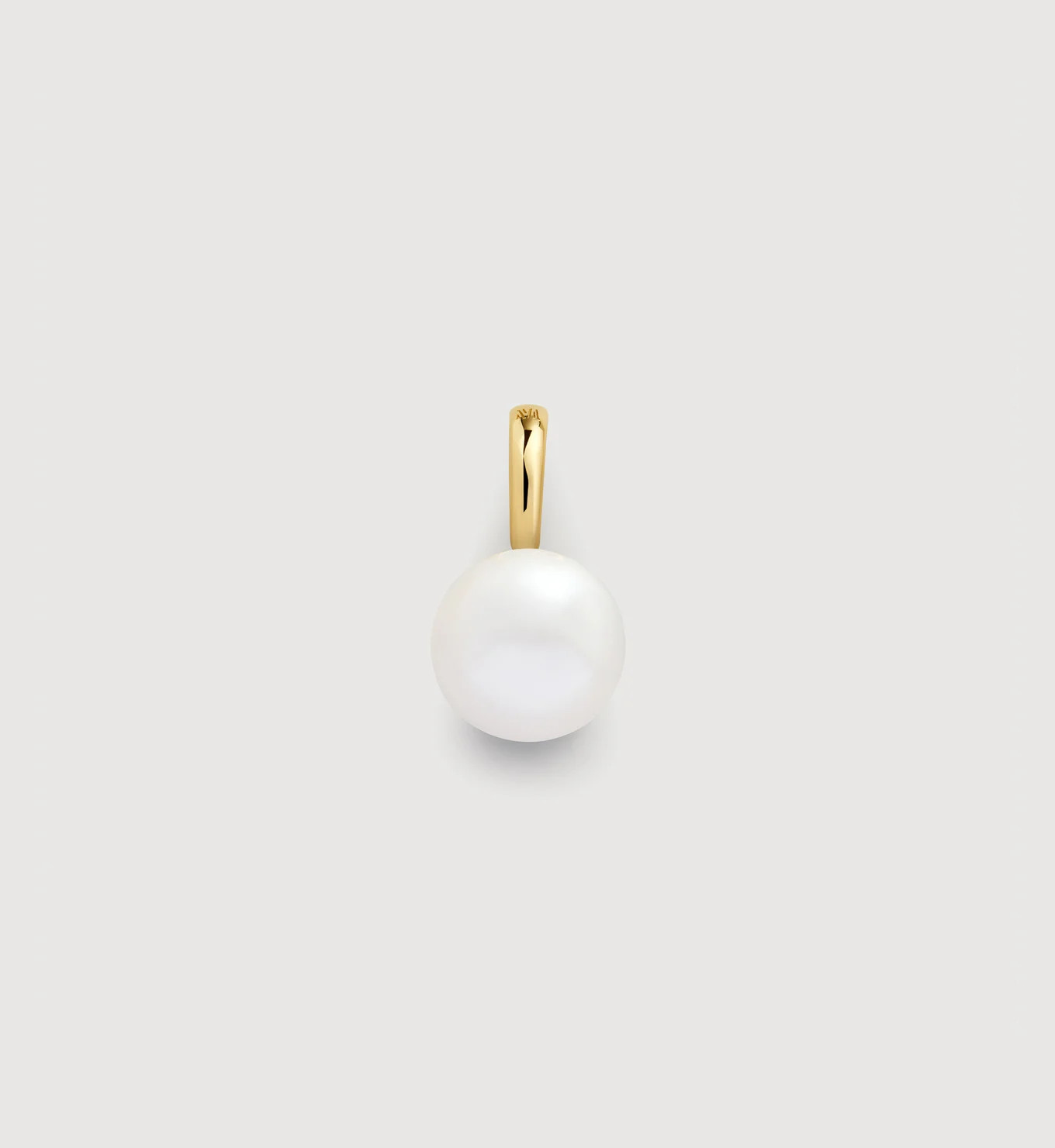 Round Pearl Pendant | Monica Vinader (US)