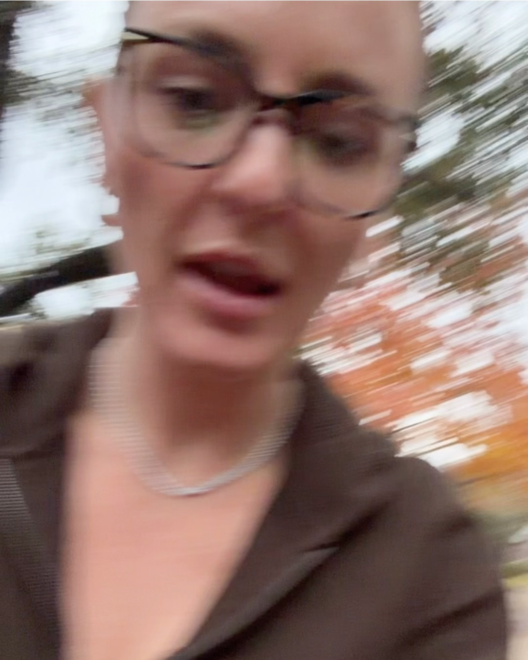 This @vuoriclothing set is so soft and lightweight. The jacket is absolutely perfect for layering! 
#VouriPartner

#LTKGiftGuide #LTKHoliday #LTKmomlife