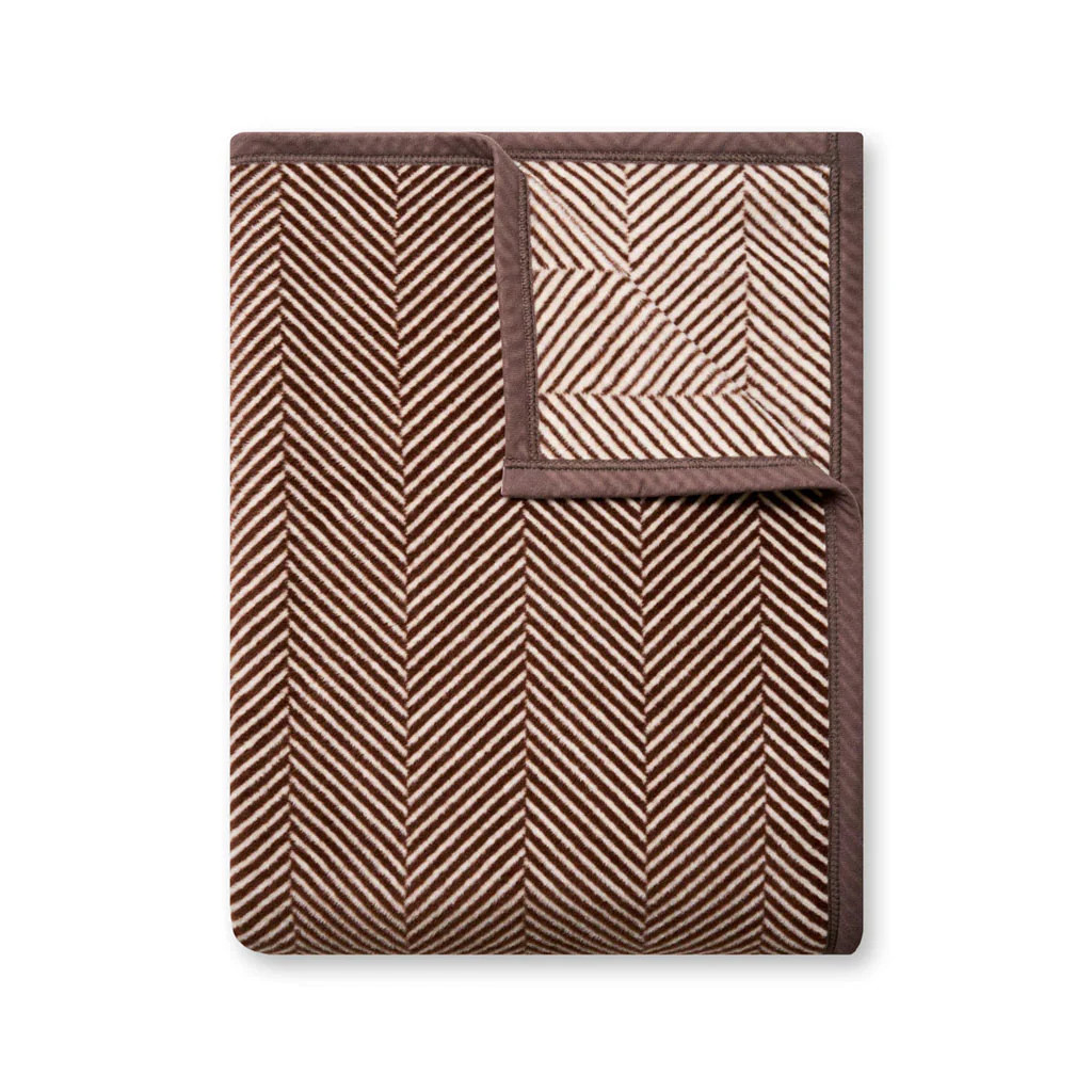 Harborview Herringbone Chocolate Blanket | Over The Moon
