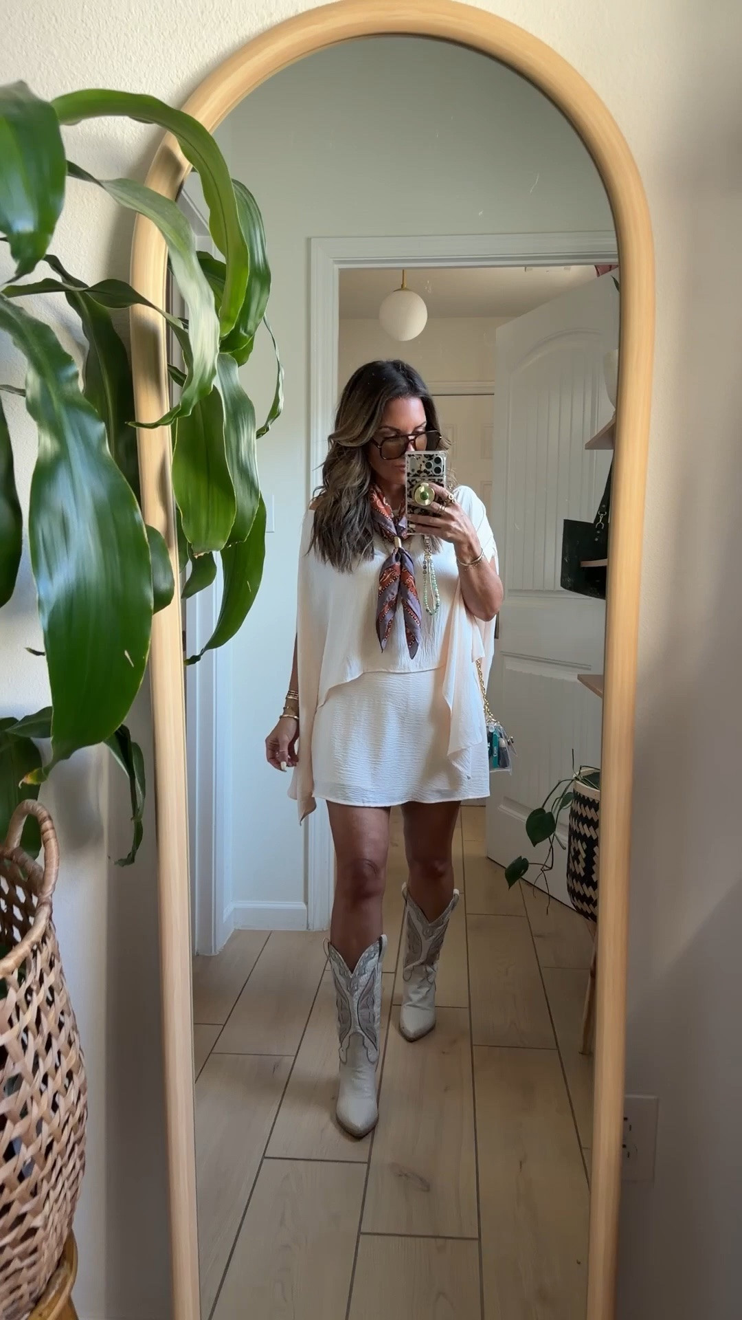 Concert OOTD~ set from Amazon for the win!!! Wearing size medium. 

#LTKFestival #LTKPetite #LTKOver40