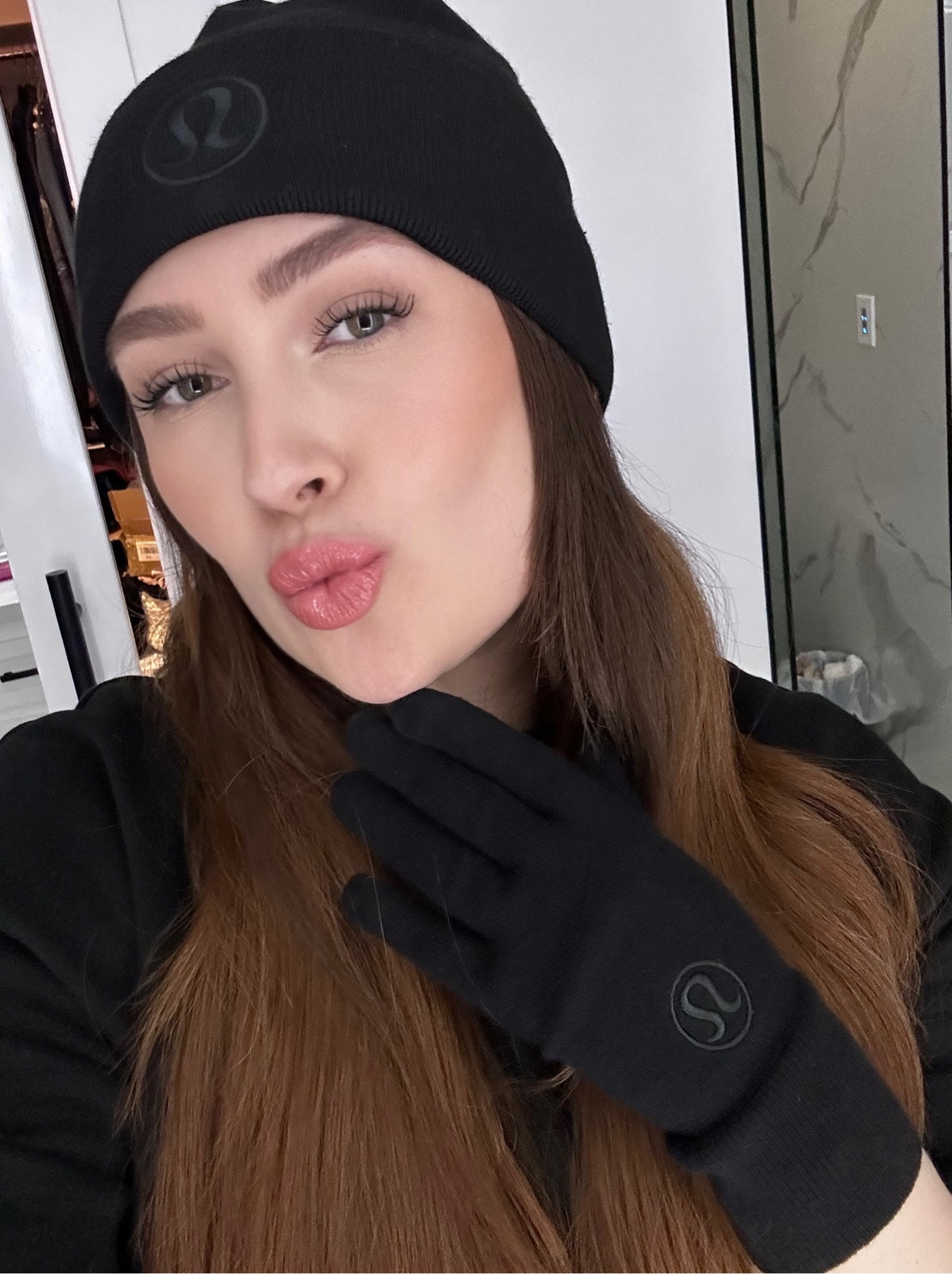 Solo encontré el gorro creo que los guantes estan sold out! 🖤

#LTKfamily #LTKSeasonal #LTKU