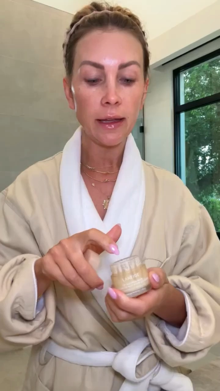 My favorite lip mask is 30% off during Amazon prime day!

#LTKSaleAlert #LTKBeauty #LTKOver40