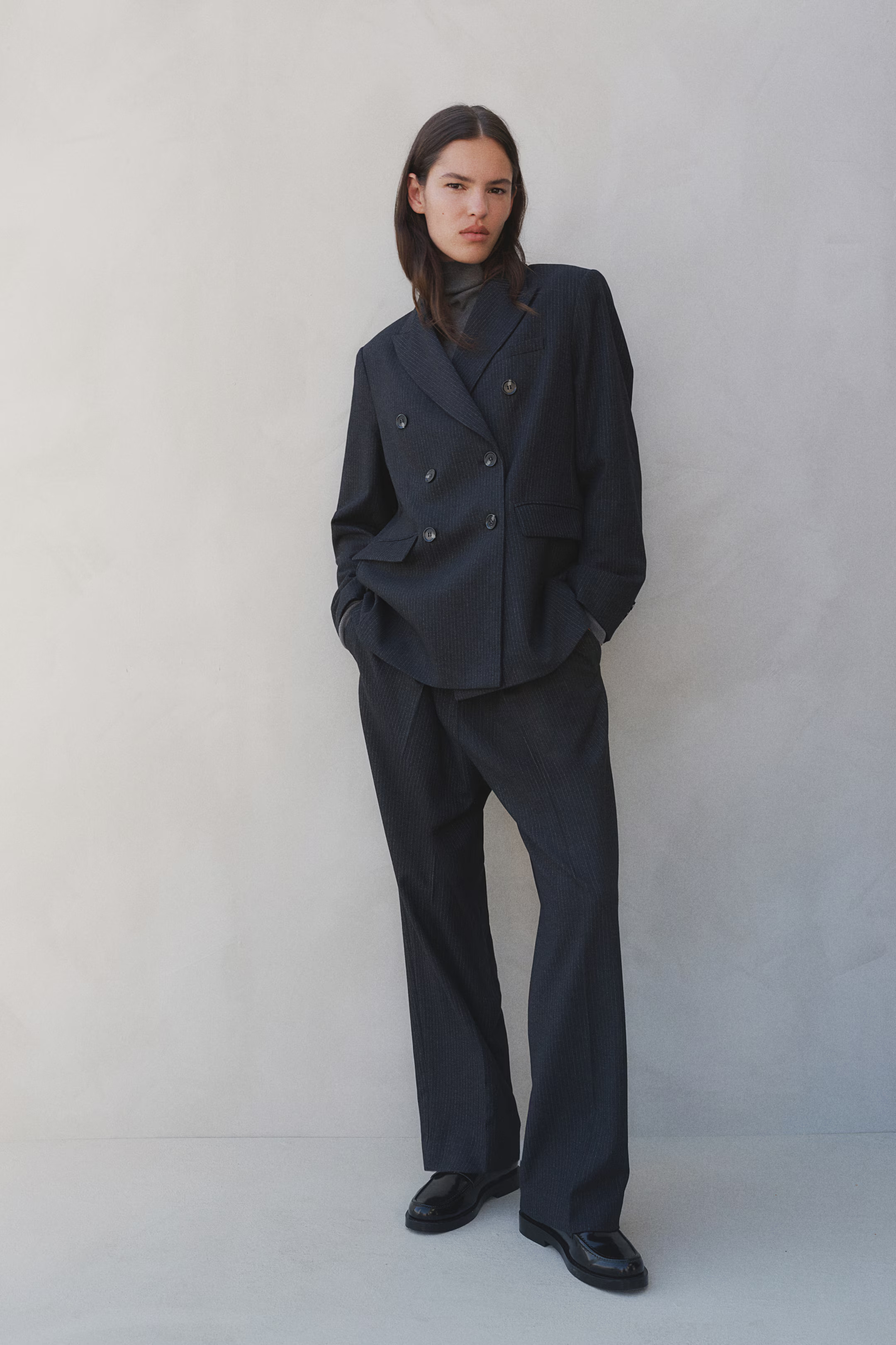 Double-breasted blazer | H&M (UK, MY, IN, SG, PH, TW, HK)