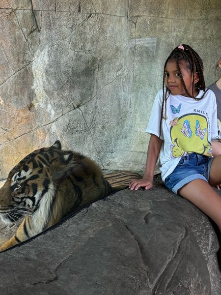 Gigi went to the zoo with her class and we had so much fun 🥰🫶🏽 @target #target #targetstyle 

#LTKFindsUnder50 #LTKKids #LTKSeasonal
