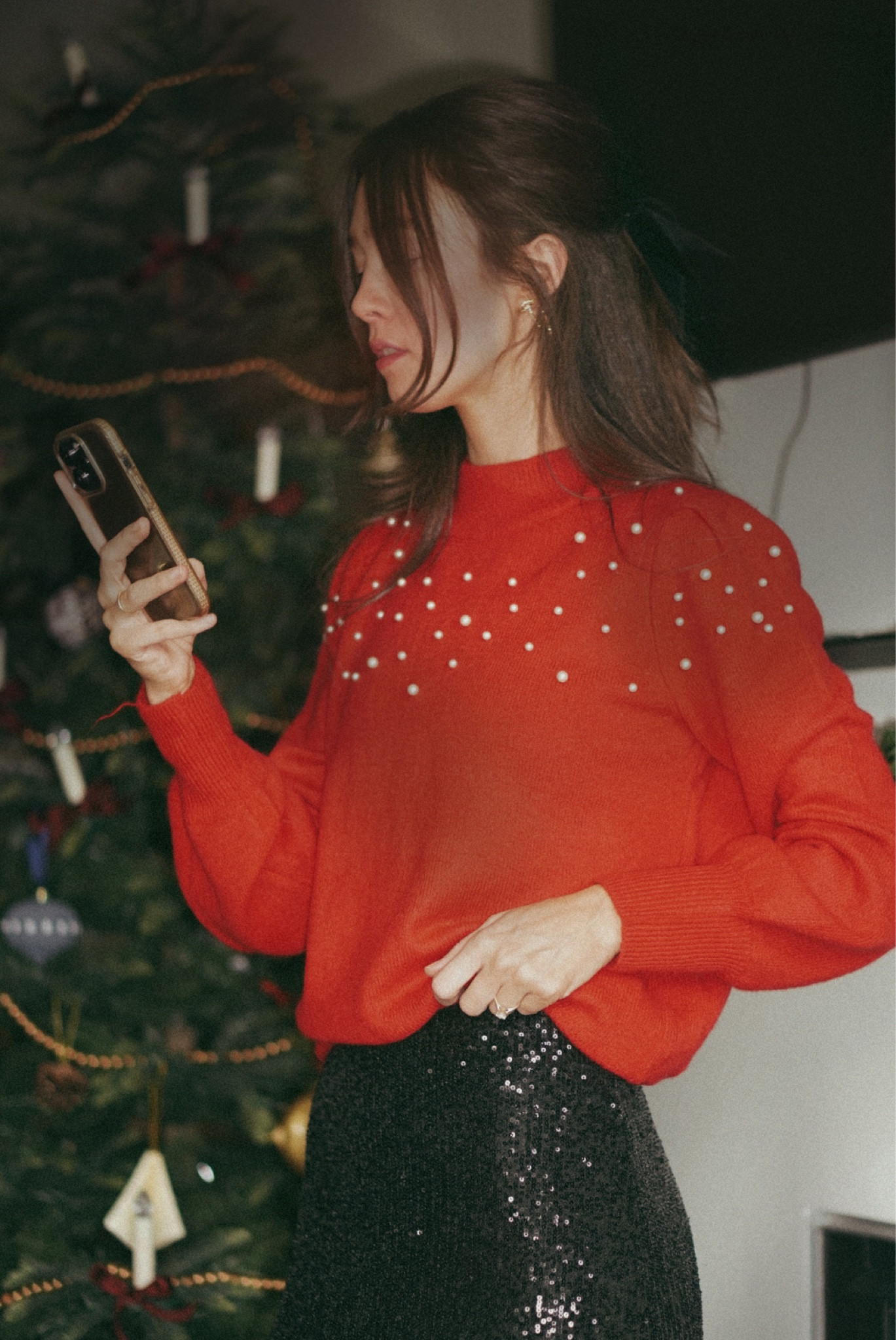 Holiday outfit #holidayputfit #womensfashion #sequinskirt #christmasparty #hairbow 

#LTKparties #LTKstyletip #LTKHoliday