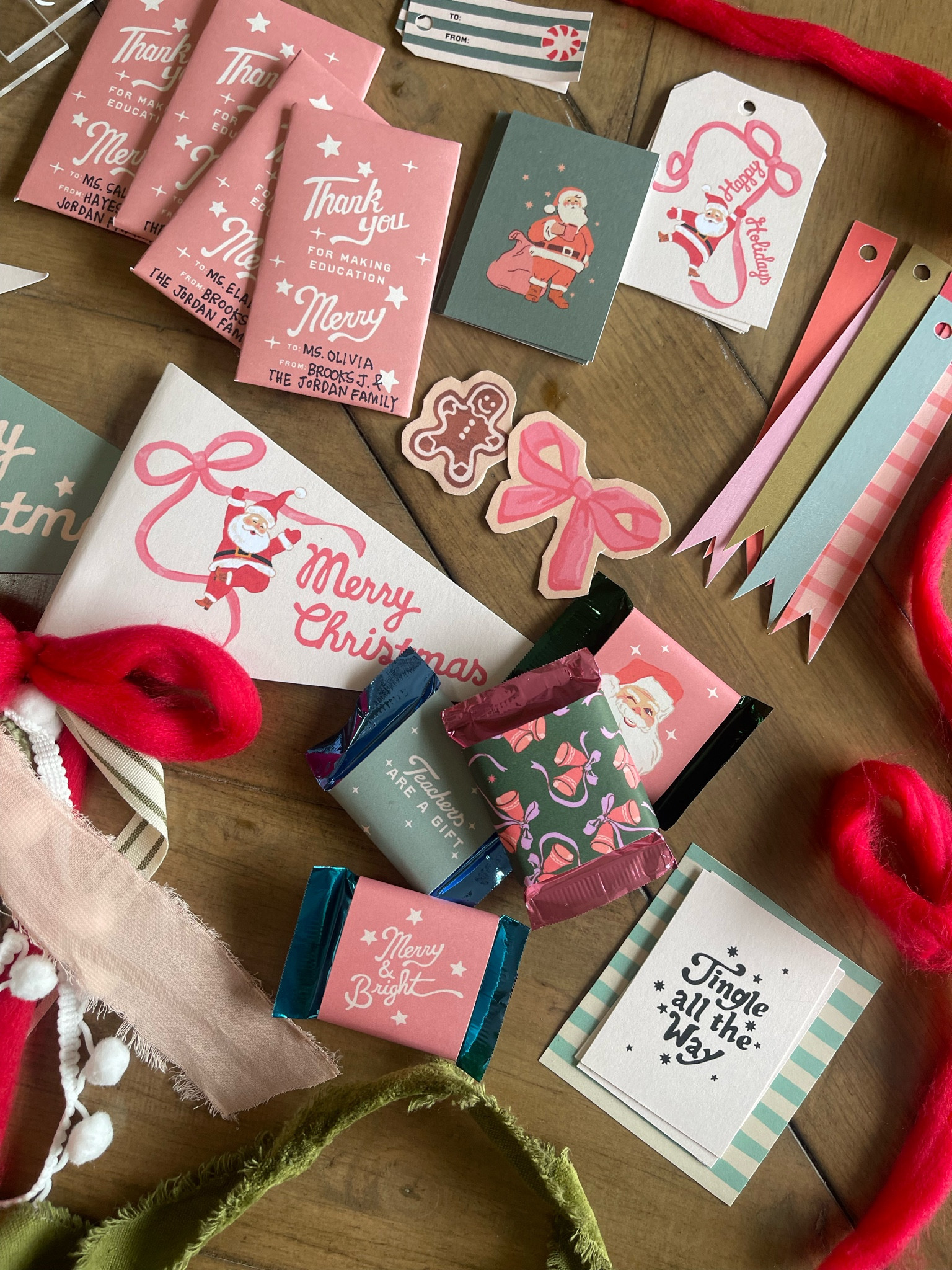 Teacher Christmas Gifts Tags & Flags by Thread Mama. The best. 

#christmas #teachergifts #gifttags #pennants #gifting #giftwrap #giftideas #teachergiftideas

#LTKSeasonal #LTKGiftGuide #LTKHoliday