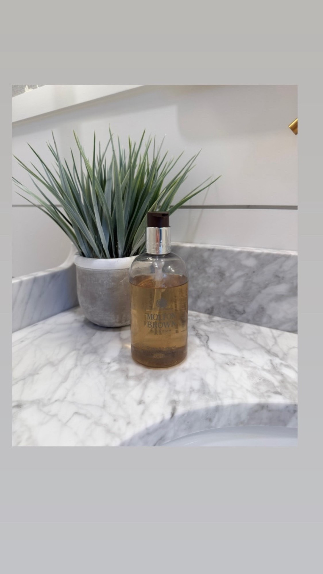 score! this boujee handsome is my favorite. Everyone who comes to my house, and so fabulous it is. It’s pricey and guess what? Found it at TJ Maxx.! 

#LTKSeasonal #LTKmomlife #LTKMothersDay