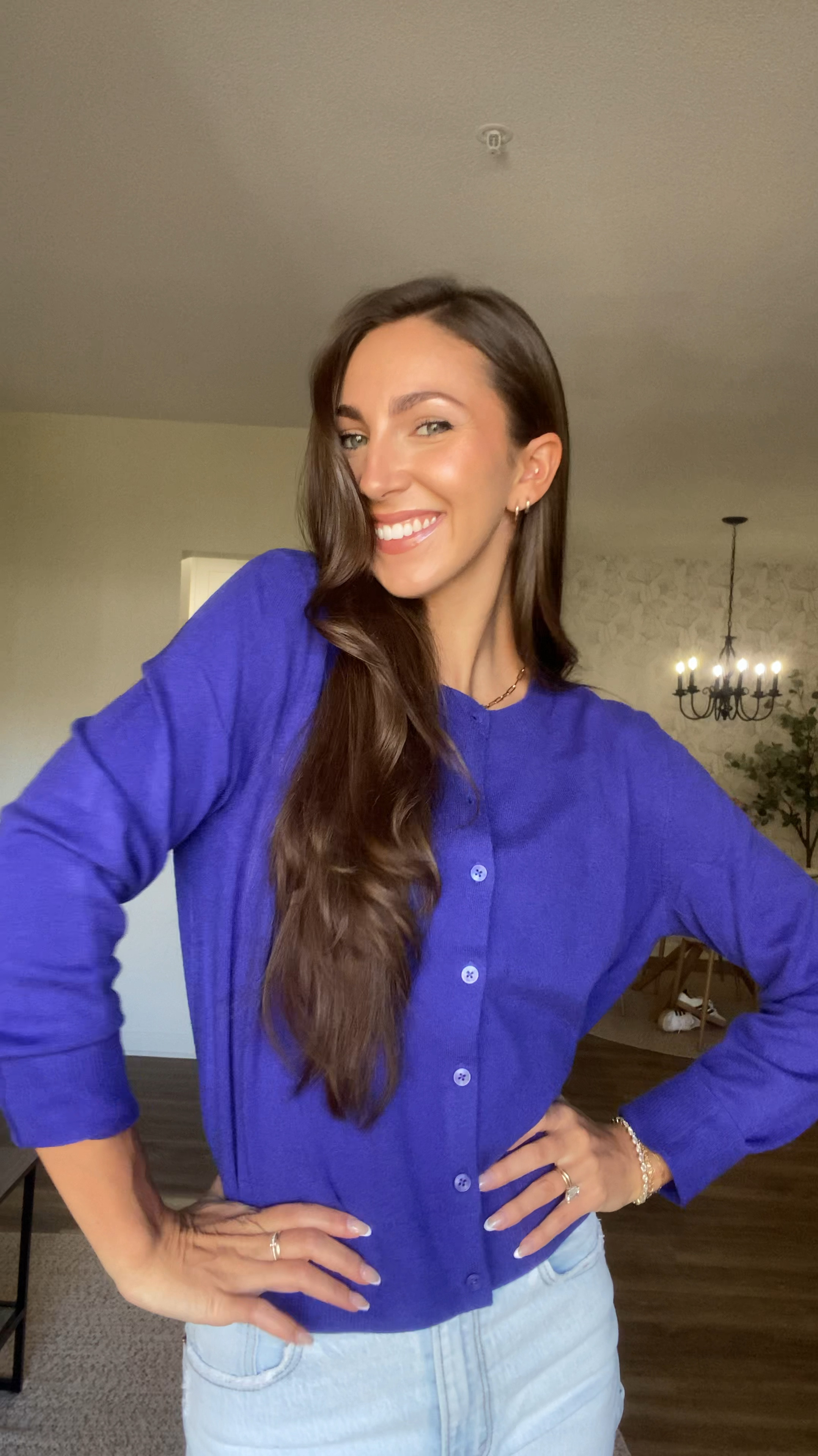 LOVE the bright blue color of this cardigan! Wanted to add more color into my wardrobe this fall! This is only $14 right now! I’m wearing a size small 💙

#LTKGiftGuide #LTKVideo #LTKSaleAlert
