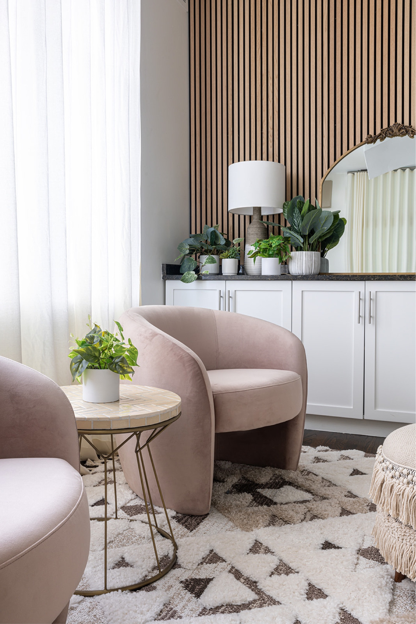 Pretty in pink 

#LTKstyletip #LTKhome #LTKsalealert