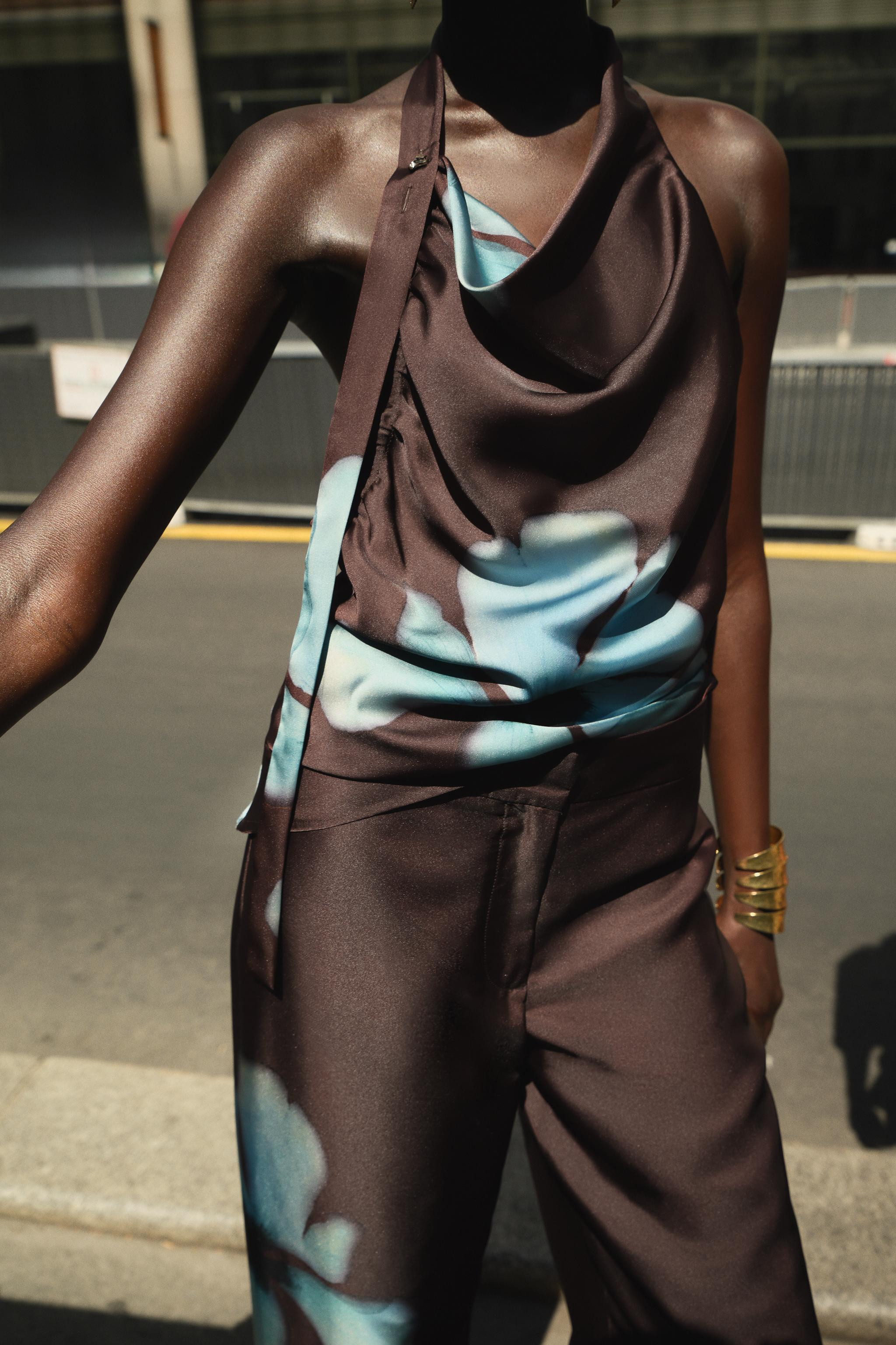 FLORAL PRINT SATIN EFFECT TOP | Zara US