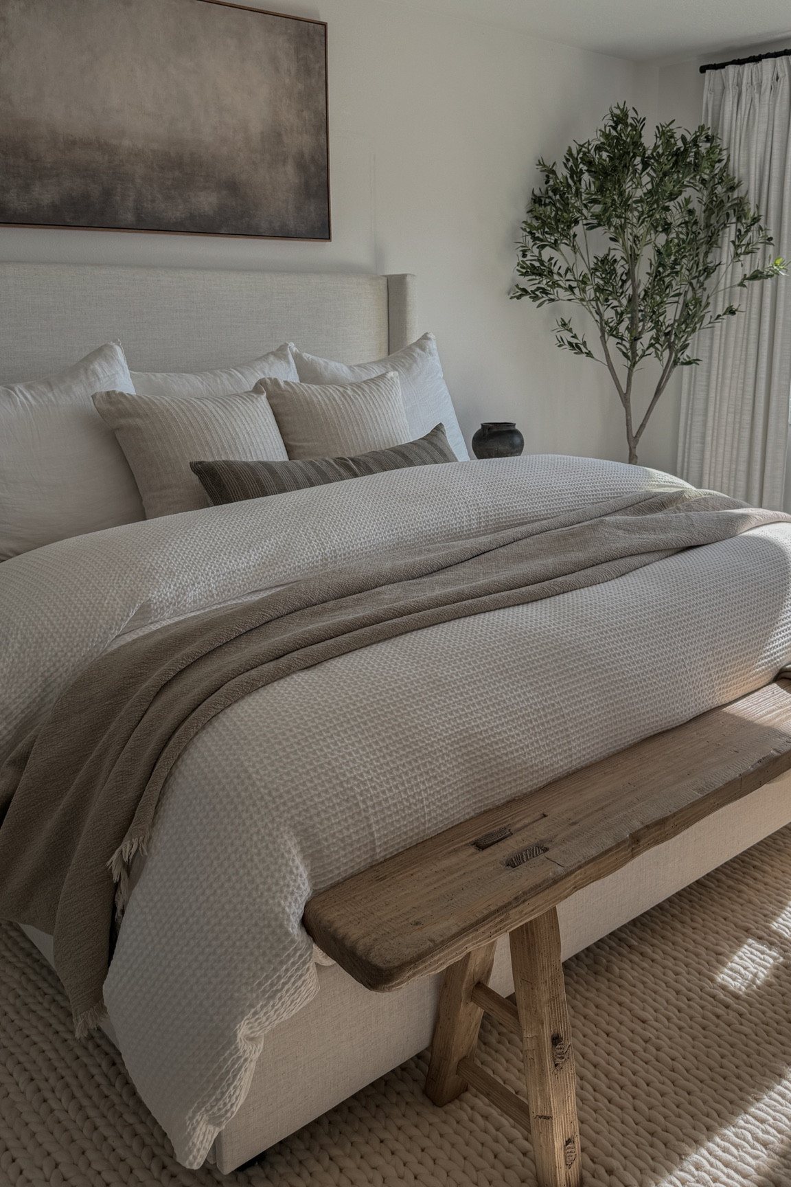 Looking to create a cozy, neutral haven for the new year? My favorite bed—perfect for earthy,
serene bedrooms—is on sale during Wayfair’s End of Year Clearance! With up to 60% off and
fast shipping, it’s the perfect time to refresh your space for 2025. Don’t wait—these deals won’t
last!

@Wayfair #wayfair #wayfairpartner

#LTKHome #LTKSaleAlert