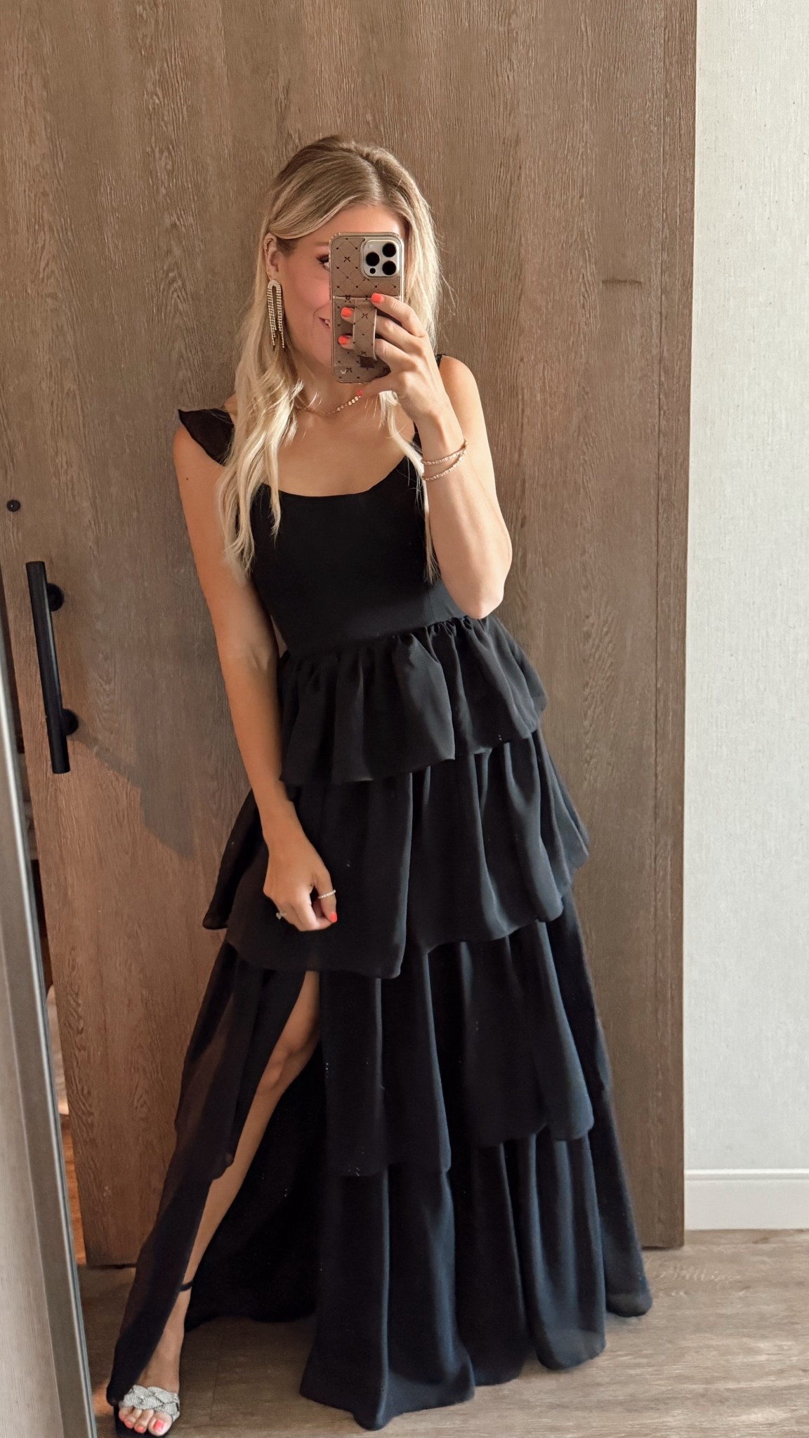 Amazon tiered black dress — perfect for my “concert glam” attire but would work great as a wedding guest dress, for a cruise, or really any semi-formal event! 🖤

#LTKWedding #LTKFindsUnder100 #LTKStyleTip
