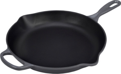 Cashmere cast iron skillet 30cm | Selfridges