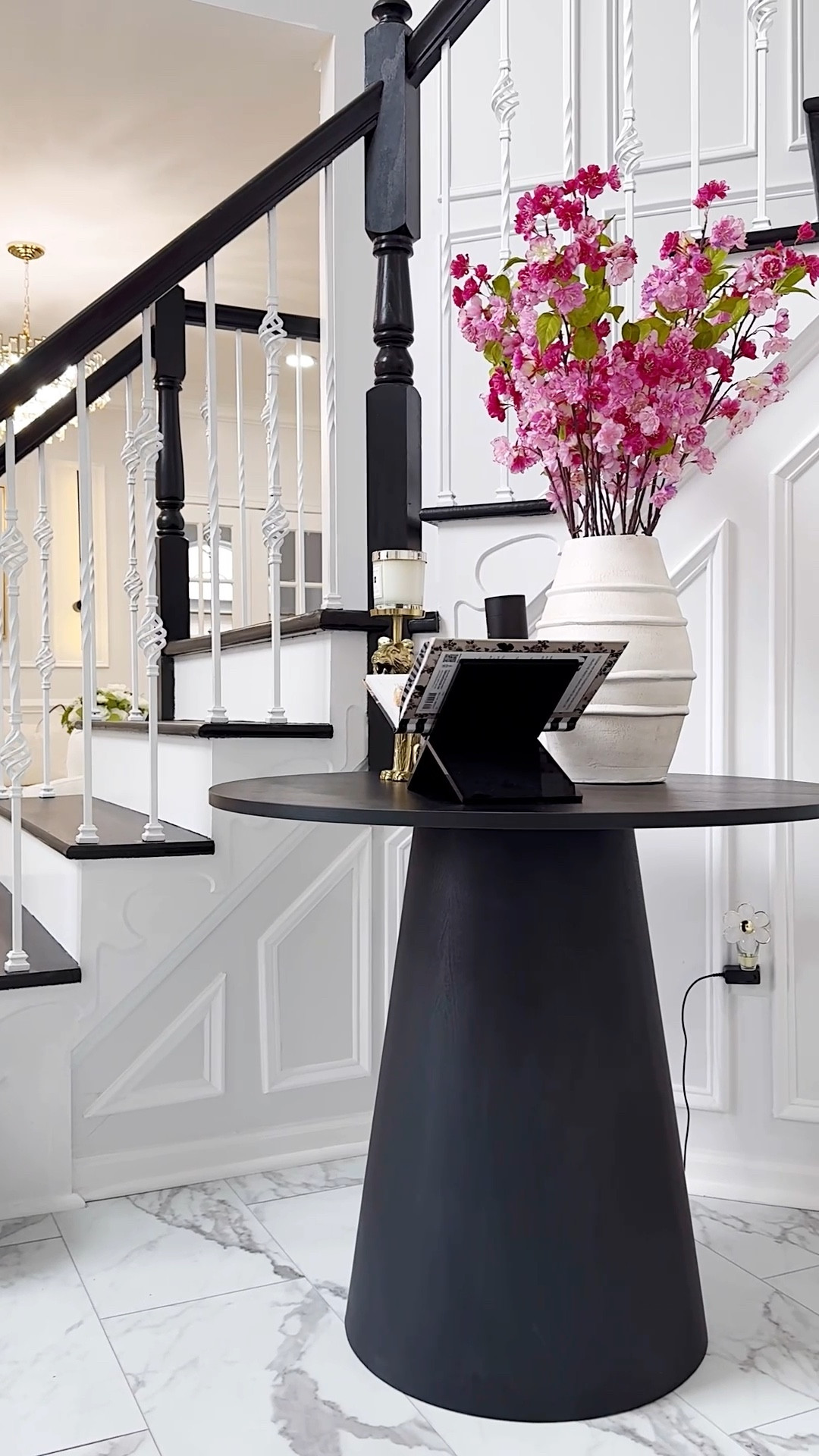 I love a neutral space especially since they’re easy to style and switch things  around 😍
Tap below to shop! Follow me @omabelle for more Fashion, Home & everything inbetween. Glad to have you here!!! 💕😊🙏
Coffee table | Livingroom | Home decor | bedding | bedroom | home styling decor |  fall porch | dresser | rug | kitchen | dispenser | cutlery set | knives 

#LTKStyleTip #LTKItBag #LTKHome