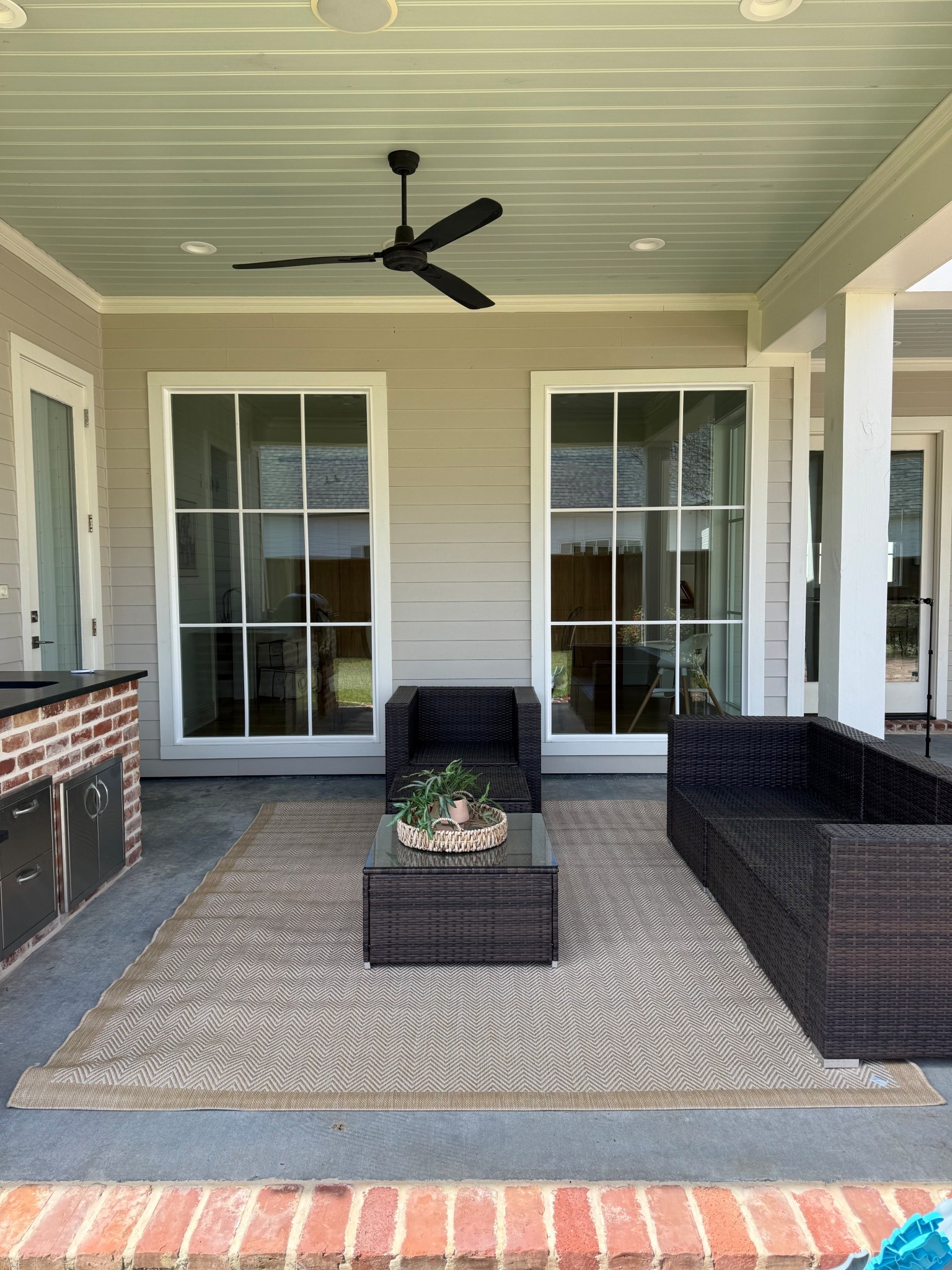 Just got this 8 x 10 outdoor patio rug for $99! 

#LTKSeasonal #LTKdayinmylife #LTKHome