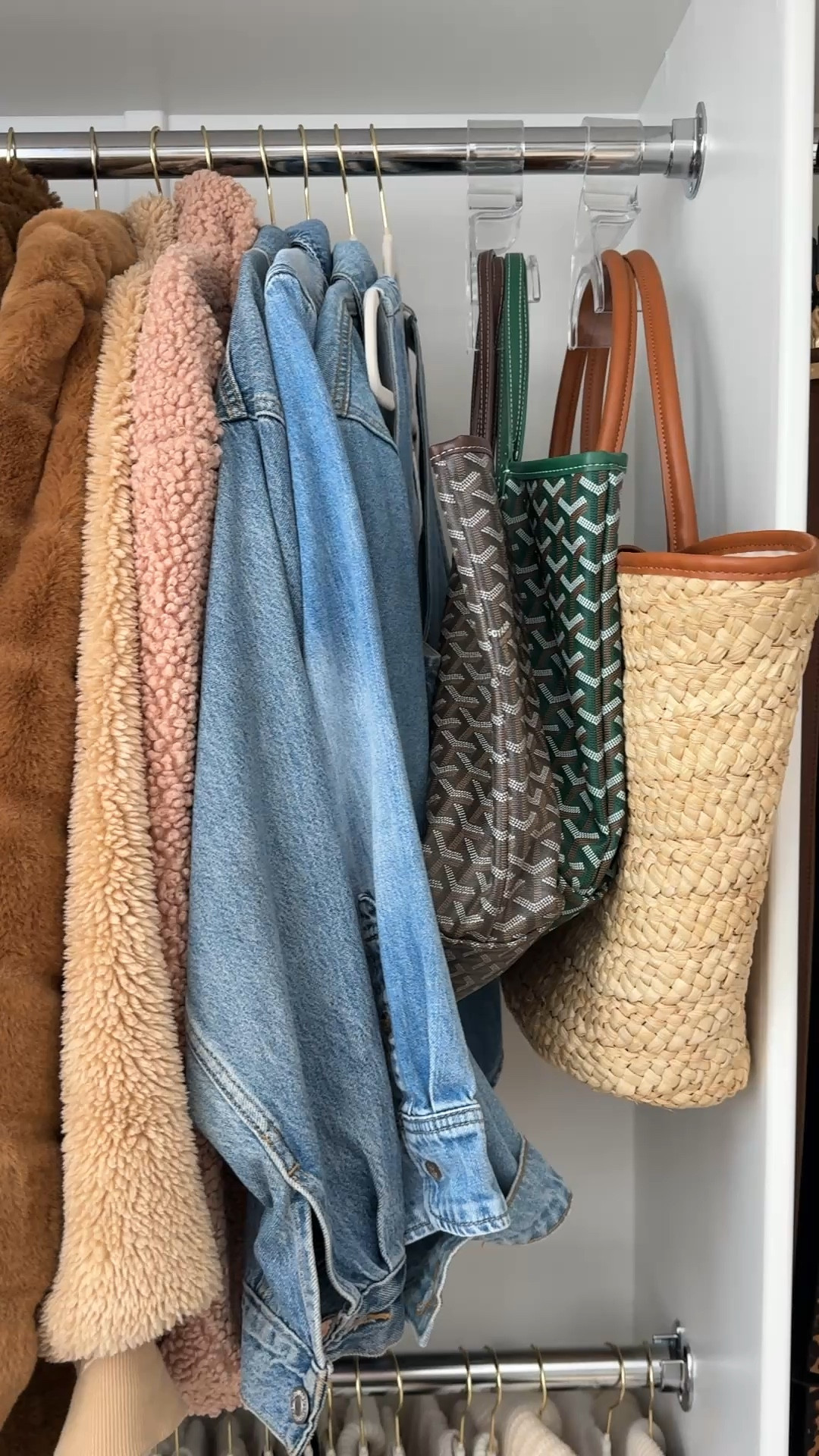 ORG \ Hanging bag and belt organziation hooks I love! Amazon finds!

Organizer
Closet
Home
Tote handbag 

#LTKWatchNow #LTKHome #LTKItBag