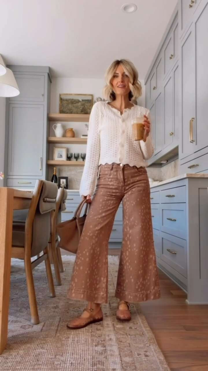 I got these pants in New York at Anthropologie, and I have been loving them! They are such a cute pattern! I styled them here with a neutral cream knit cardigan & jelly flats! Wearing S/26! 

Loverly Grey, spring outfit, Anthropologie, Target, jelly flats, deer print, wide leg pants, spring outfitd 

 #LTKootd #LTKSeasonal