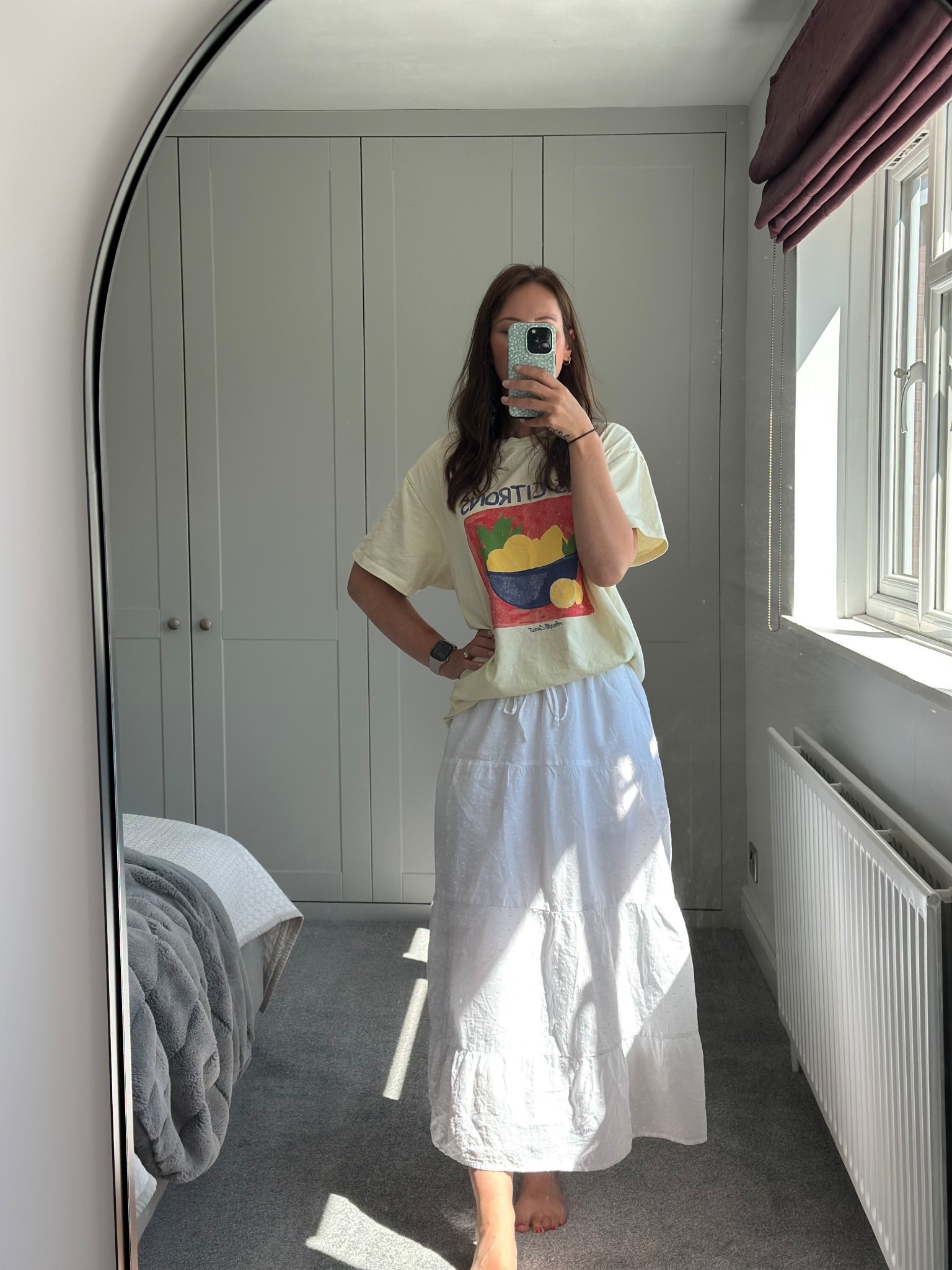 tired white maxi skirt and oversized tee. perfect summer outfits.  



#LTKpetite #LTKdatenight #LTKuk