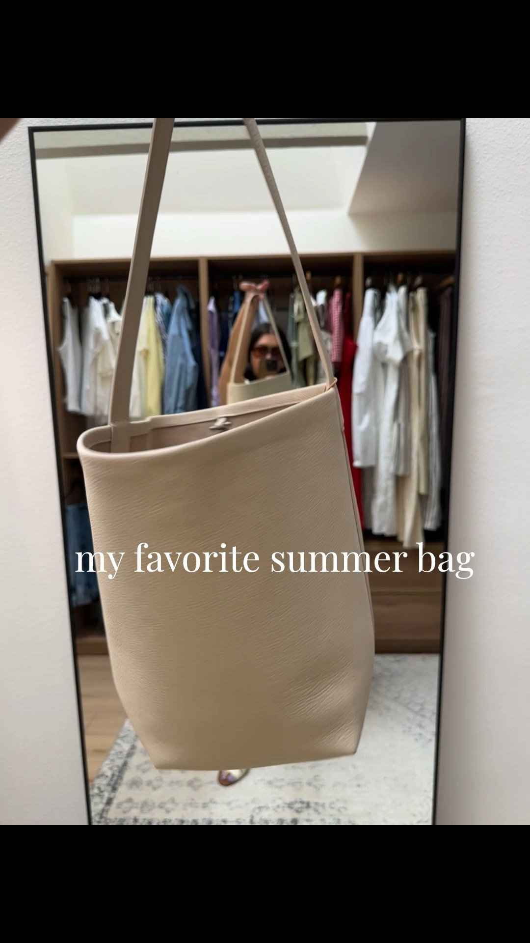 This is hands down my favorite bag right now. It’s big enough to toss what you need into but not so big you feel like you’re carrying everything! Plus it comes in so many different colors, like a pistachio green or a light brown. I’ve linked my faves below! @Quince #quincepartner