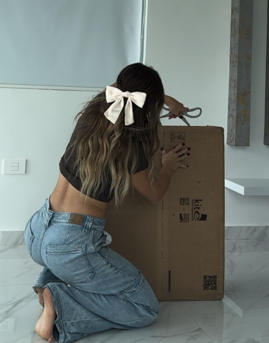 Bow season 🌲🤍

#LTKSeasonal