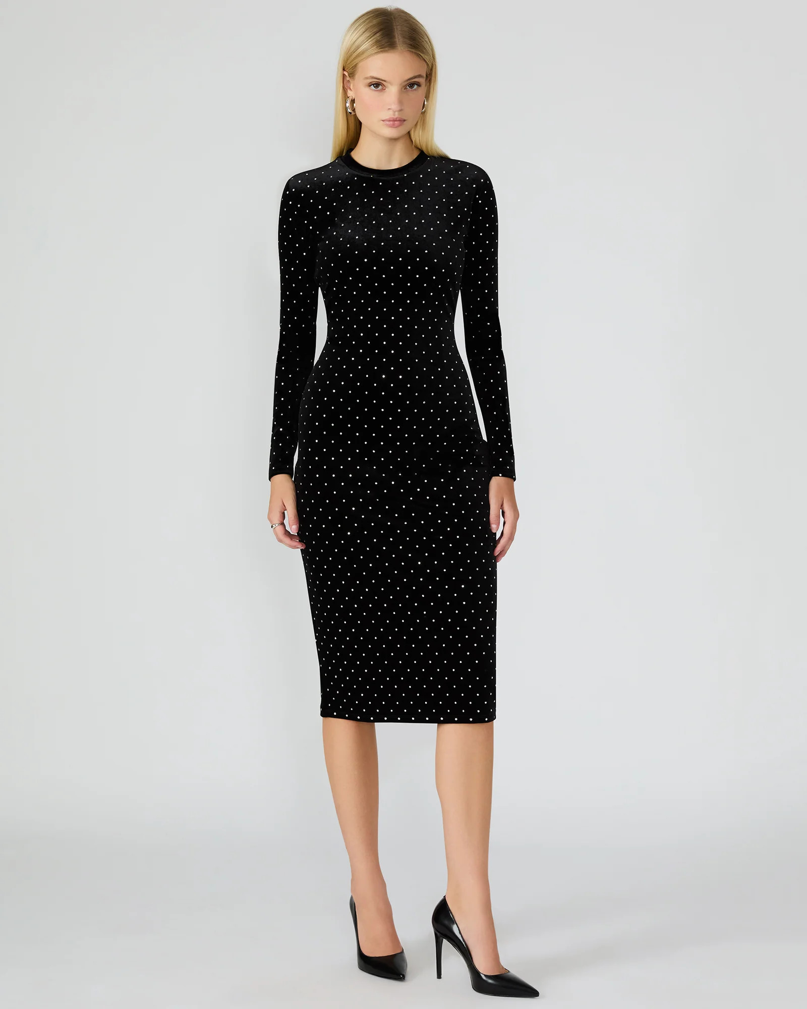 HAILEE Black Studded Velvet Long-Sleeved Pull-On Mock Neck Midi Women's Dress | Steve Madden (US)