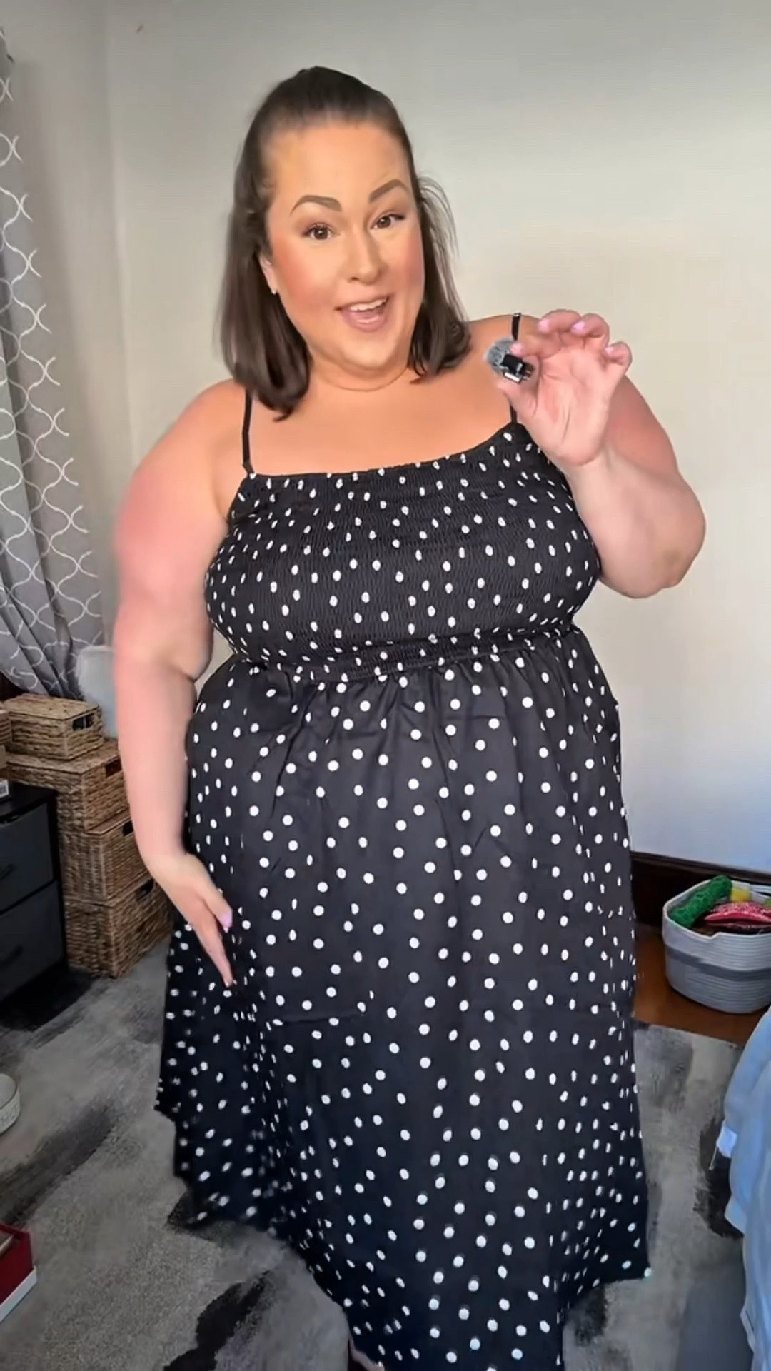Plus size polka dot dress absolutely STUNNING! ✨😍

Plus size dress 
Plus size dresses 
Plus size summer dress 
#plussizedress 
#plussizesummerdress

#LTKPlusSize #LTKSeasonal #LTKootd