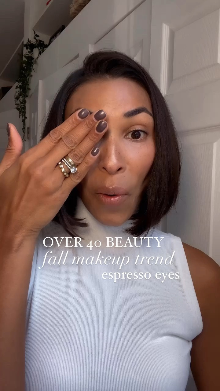 Achieving the perfect ‘Espresso Eyes’ look with just @urbandecaycosmetics 24/7 Glide-On Eye Pencils! No fallout, no fuss – just rich, creamy color that lasts all day. Using Bourbon for a smoky base and Corrupt for lash lines. Shop with link in bio/stories✨ #UrbanDecayPartner #UrbanDecay #UD247 

#LTKBeauty #LTKOver40
