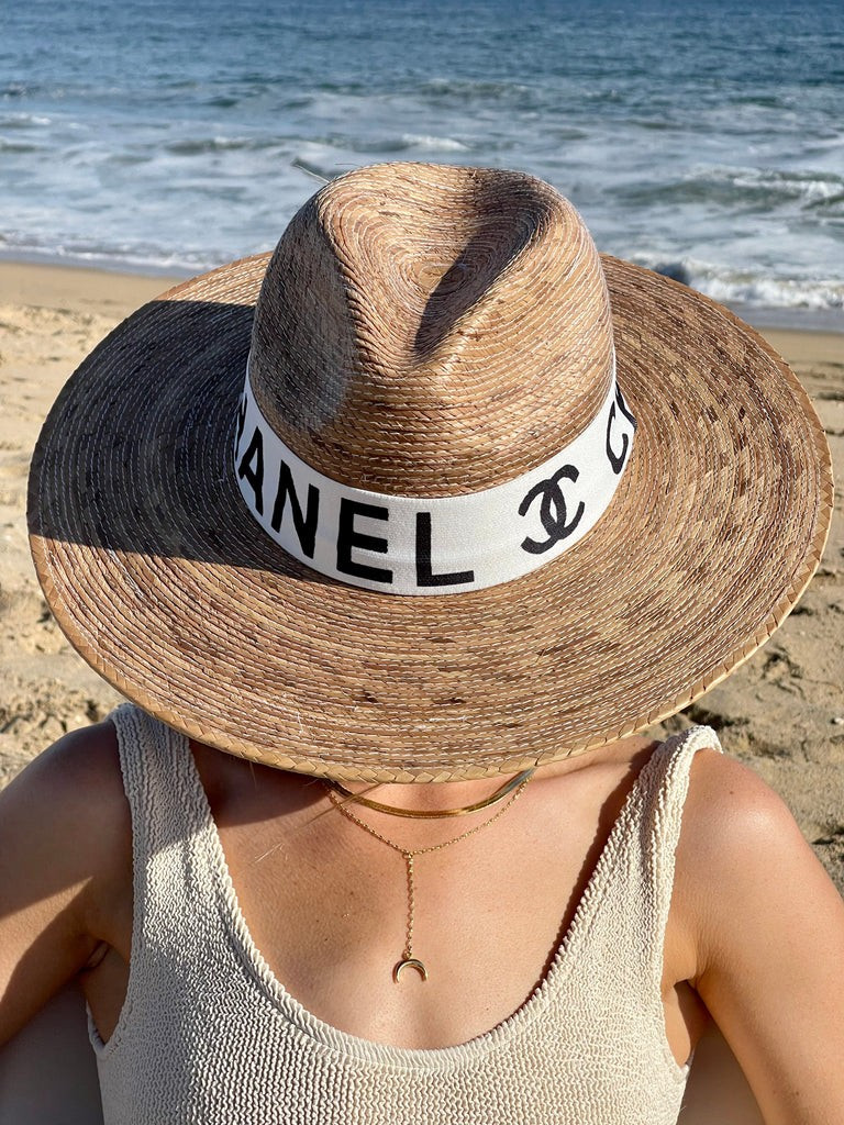 NEW!! Item #32 | Glitzy Bella