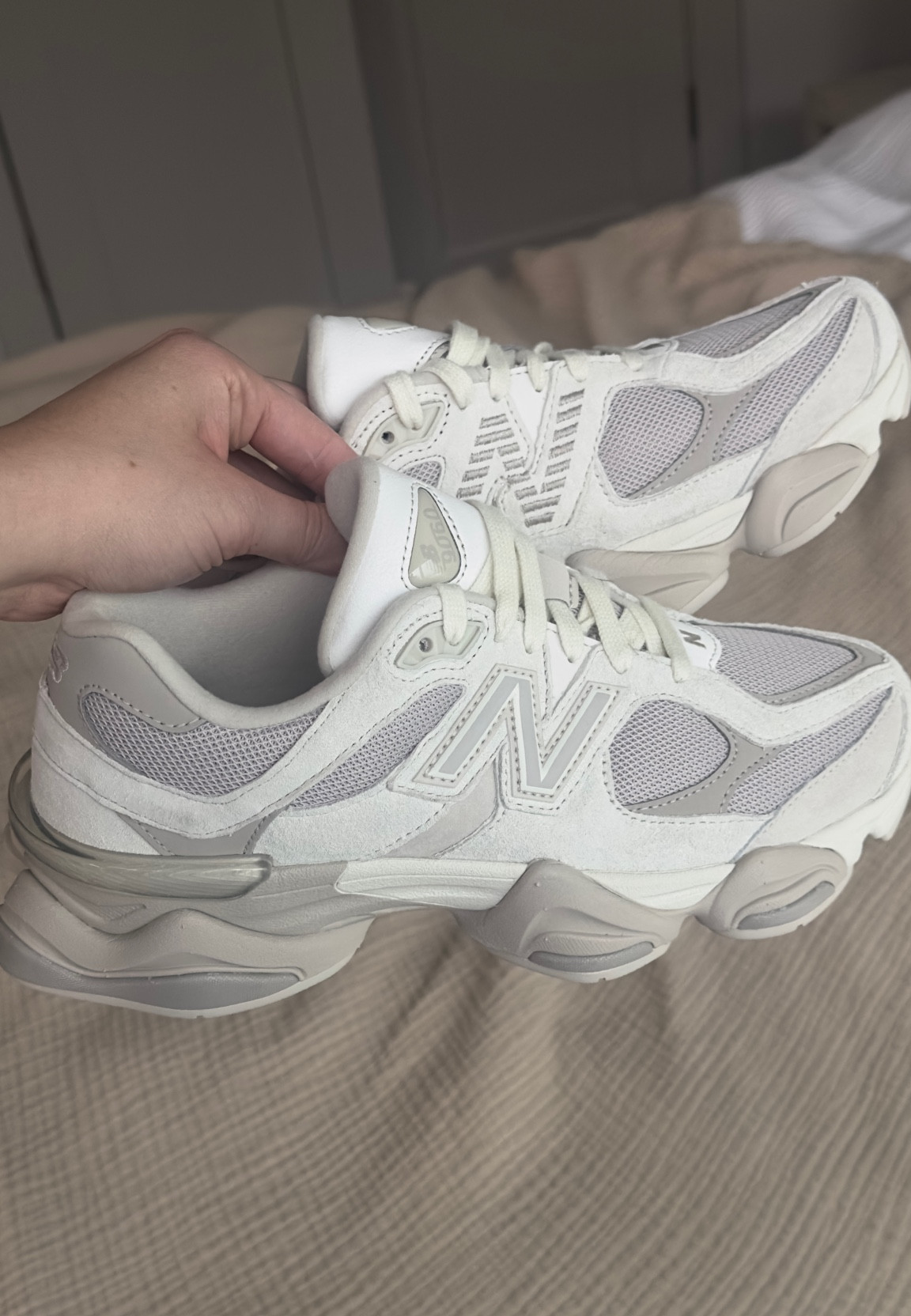 these are grey/moonbeam fits TTS

#LTKActive #LTKSaleAlert #LTKStyleTip