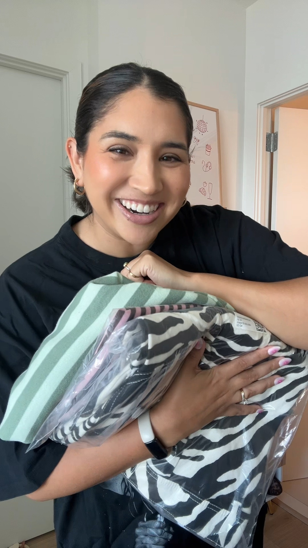 Striped tops & zebra pants 

#LTKmomlife #LTKootd