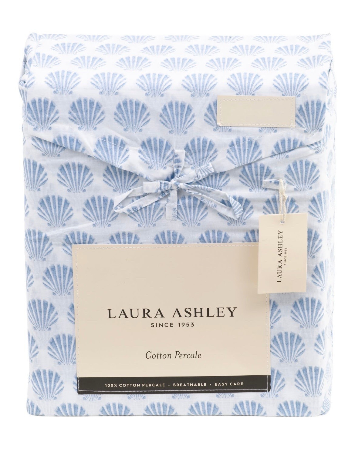 Coastal summer bedding

#LTKHome #LTKSaleAlert #LTKSeasonal