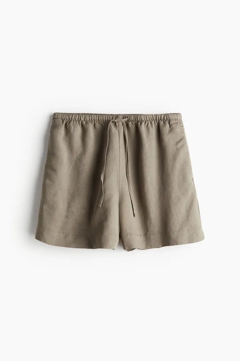 Linen-blend pull-on shorts - Regular waist - Short - Brown - Ladies | H&M GB | H&M (UK, MY, IN, SG, PH, TW, HK)