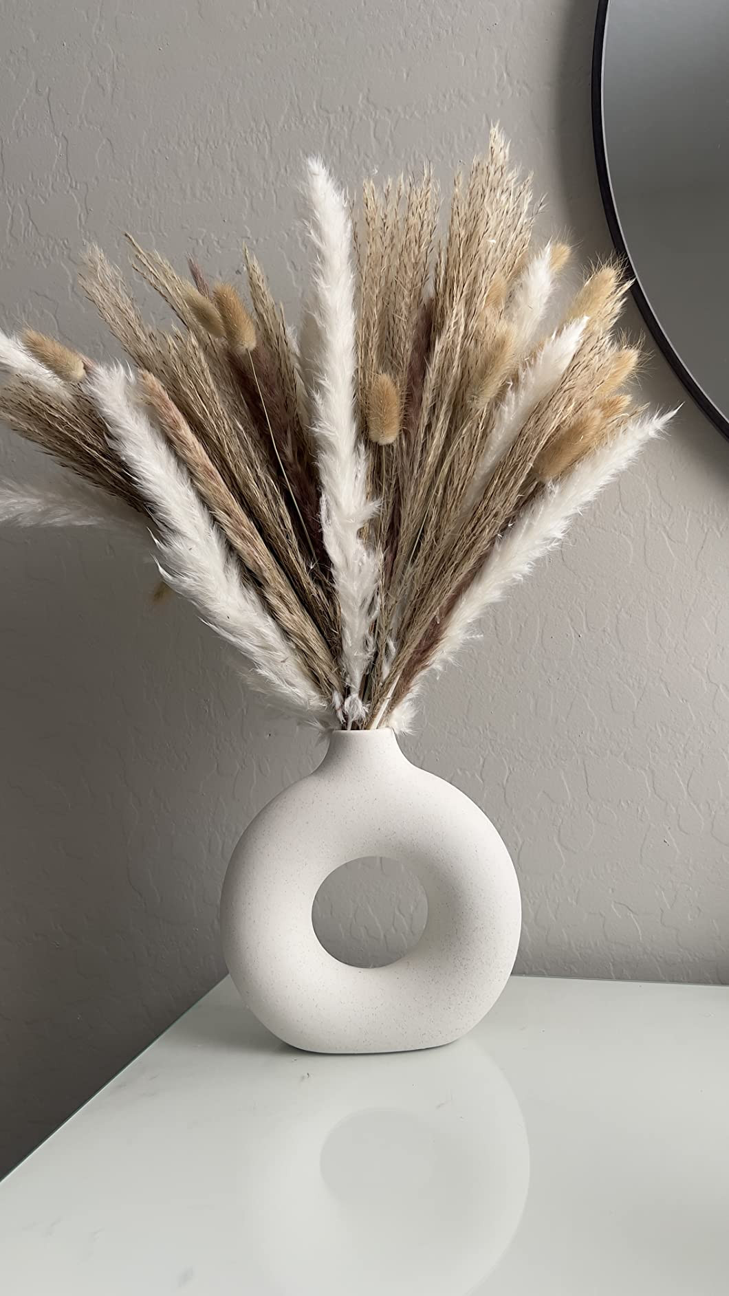DHYXZCA White Modern Circle Ceramic Vase Set of 2, Nordic Circular Matte ​Hollow Donut Flower V... | Amazon (US)