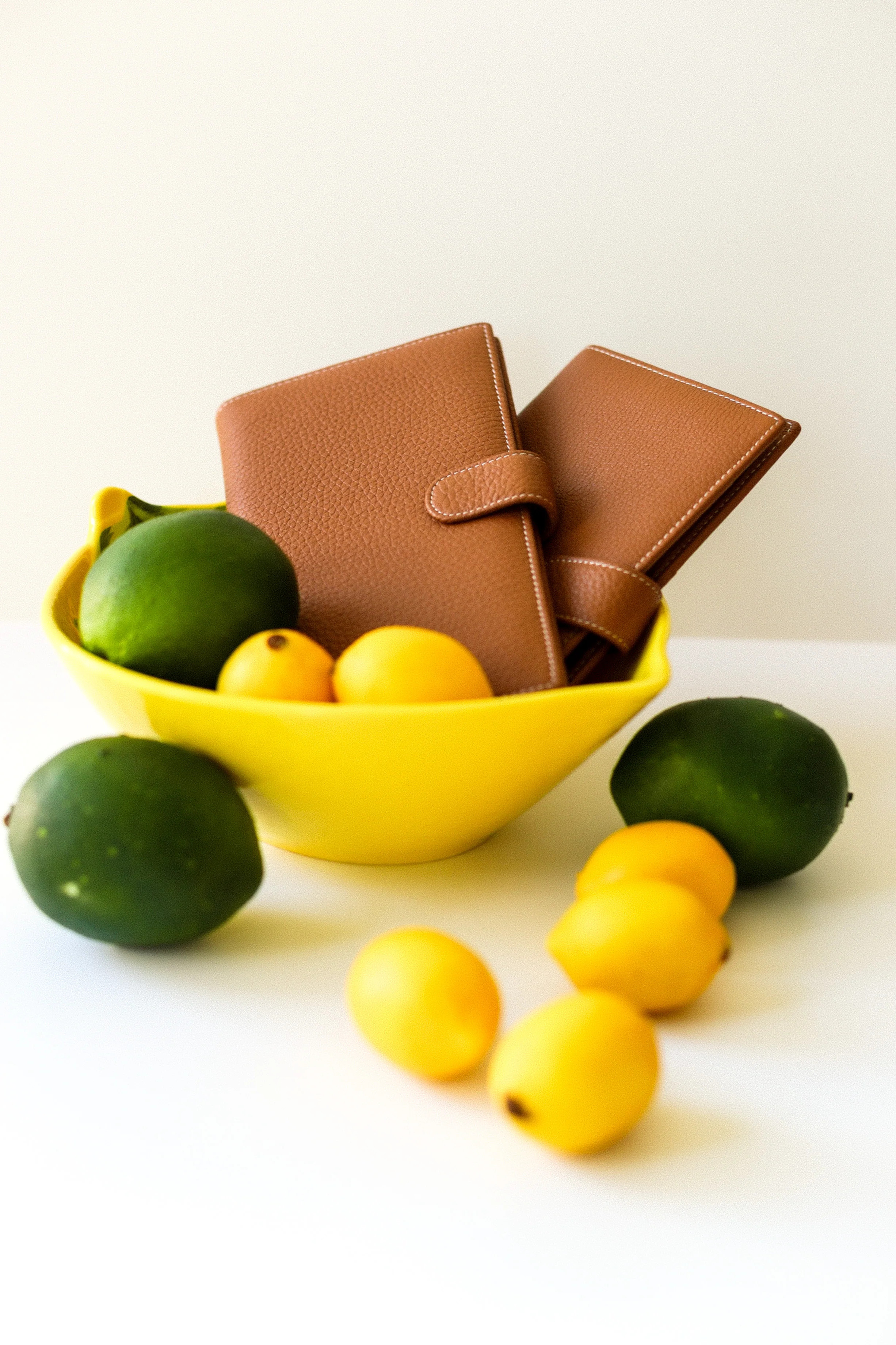 àjò oyin wallet | Awelewa by Monica