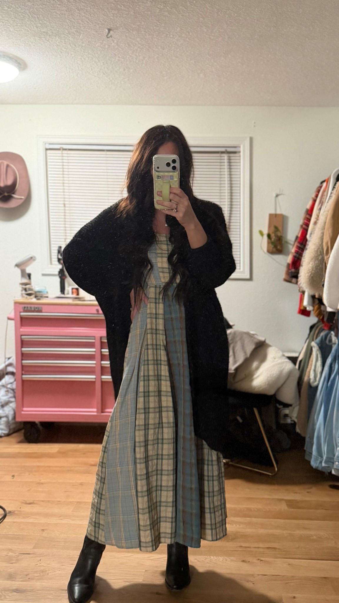 Office Outfit Of the Day 🖤
Code: DEVENYHOLLYANN - saves at 3birdnest! 