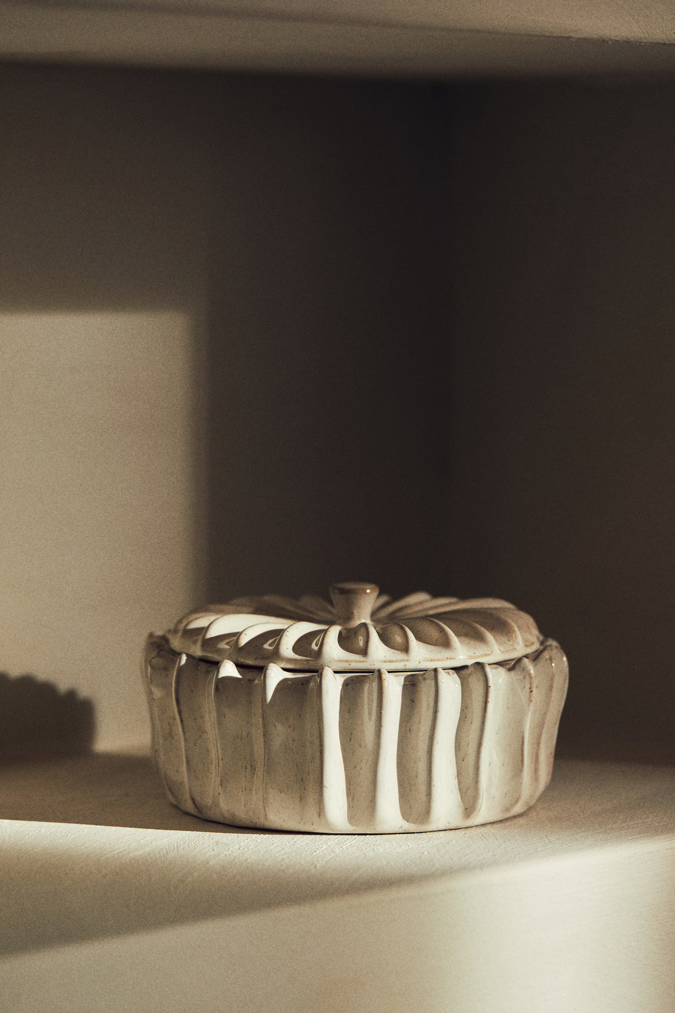 Scented Candle in Stoneware Holder | H&M (US + CA)