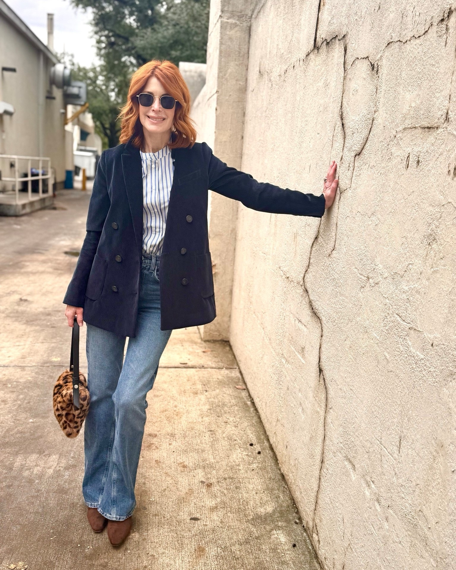 Ageless style for the holiday rush: a tailored blazer, great denim, and a touch of leopard. When the outfit’s this easy, I can focus on the shopping… not the stress. 💙✨ wearing an xs in blazer and shirt and 23 in denim 



#LTKOver40 #LTKHoliday #LTKdayinmylife