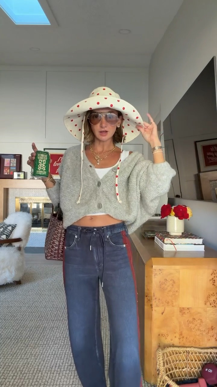 XS in sweatpant jeans! I had them hemmed. Abercrombie also makes a sweatpant jean that I’ve heard good things about!

Cardigan is old American Vintage- linked some alternatives but over the years I’ve never been able to find something super similar!

#LTKdayinmylife #LTKgrwm #LTKootd