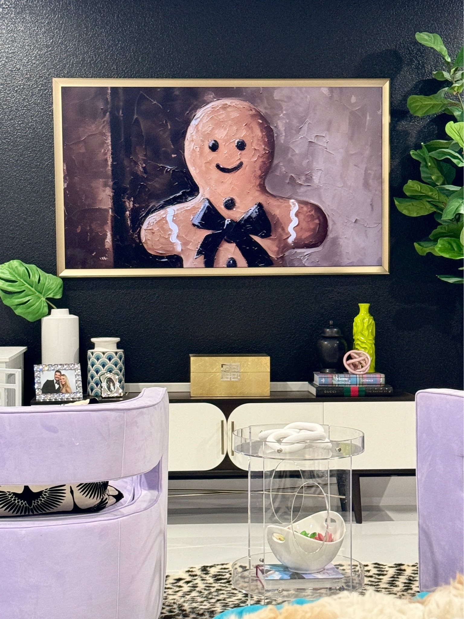 The Samsung frame TVs never get old. I am such a fan! The art, the actual customizable frame, the matte screen with no glare. I have two of these  and they are 40% off right now!!!! Extra frame bezels to go with any style of decor are also on sale! 

#LTKSeasonal #LTKHome #LTKHoliday