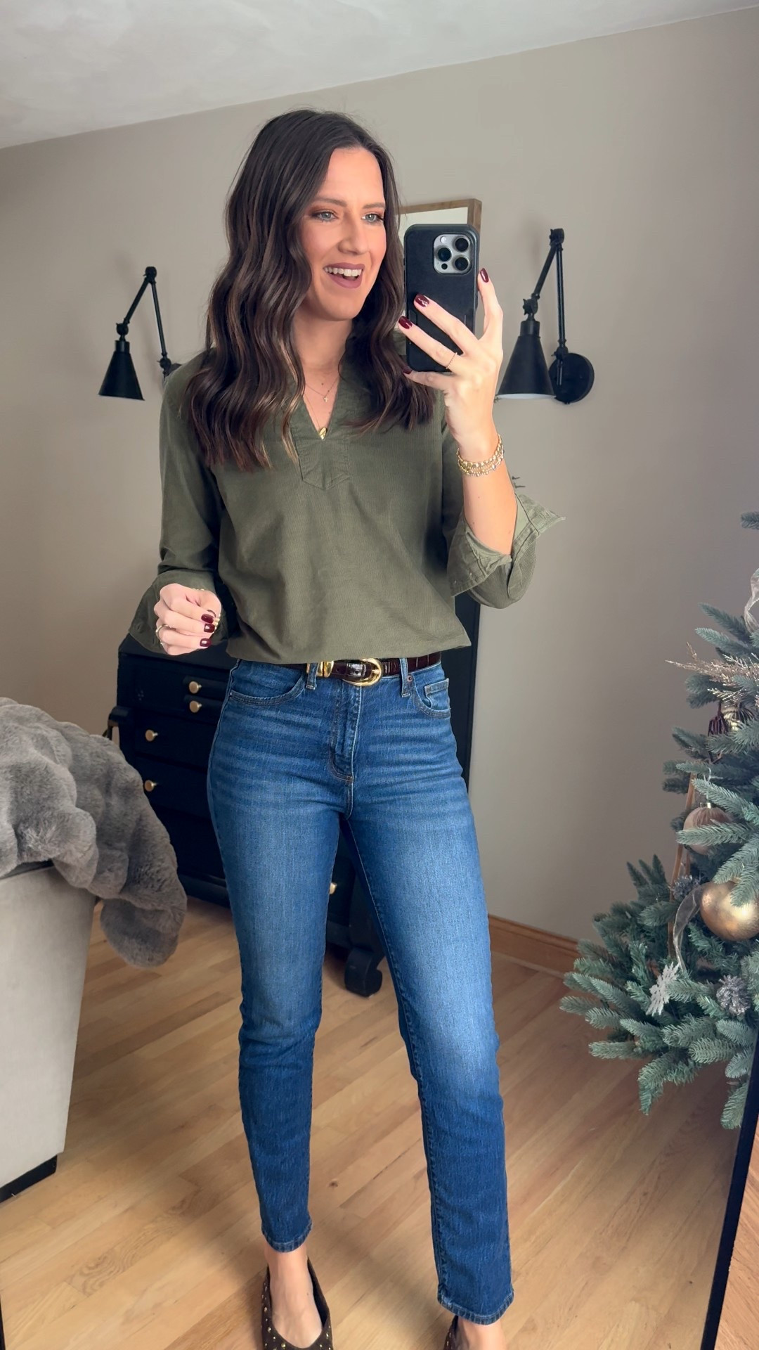 Loved this @walmart top so much that I grabbed another color. Wearing my true size small. #walmartpartner #walmartstyle @walmartstyle 