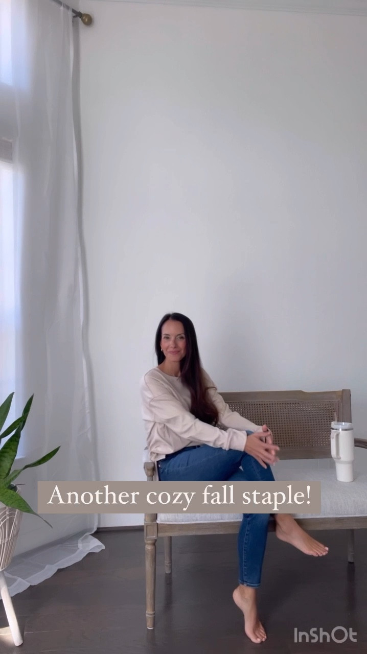 Another cozy fall staple from Amazon! The fabric is like butter! Even my kids wanted to “pet” my arms when I wore this yesterday! Haha! So cute with jeans or leggings  

#LTKStyleTip #LTKOver40 #LTKHoliday