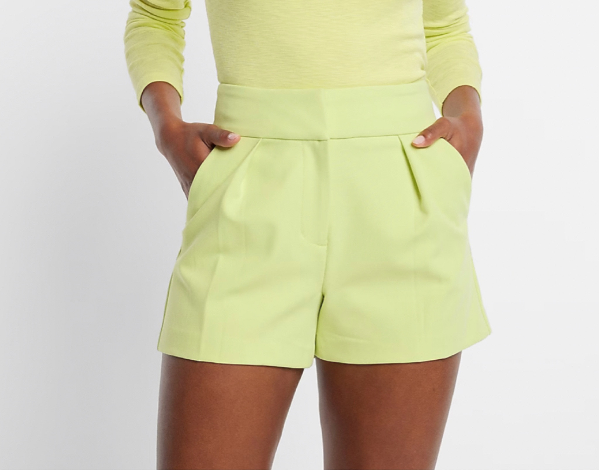 
Stylist Super High Waisted Classic Pleated Shorts

#LTKstyletip #LTKU #LTKFind