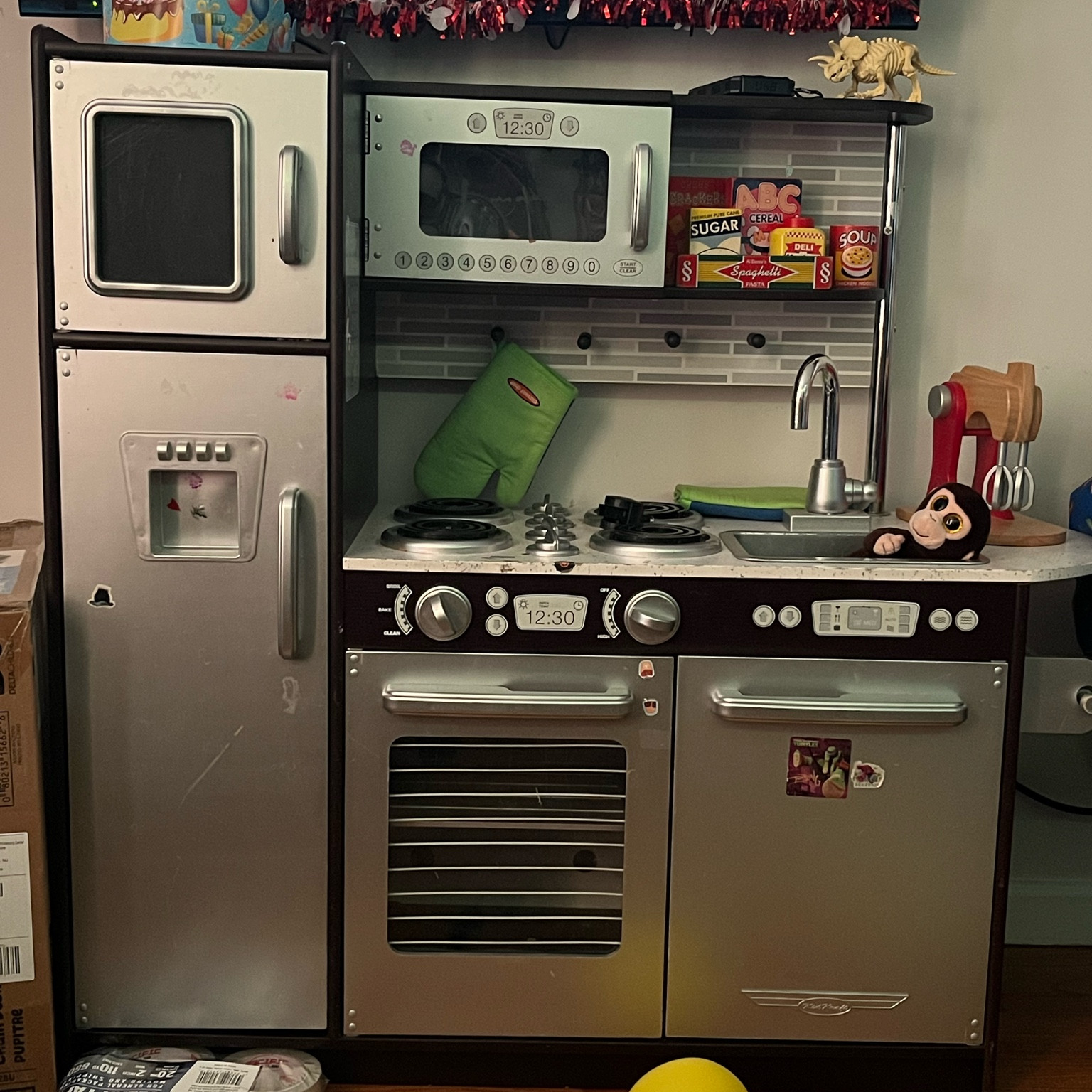 My 3 year old is obsessed with his new kitchen! 

#LTKKids #LTKHome #LTKFamily